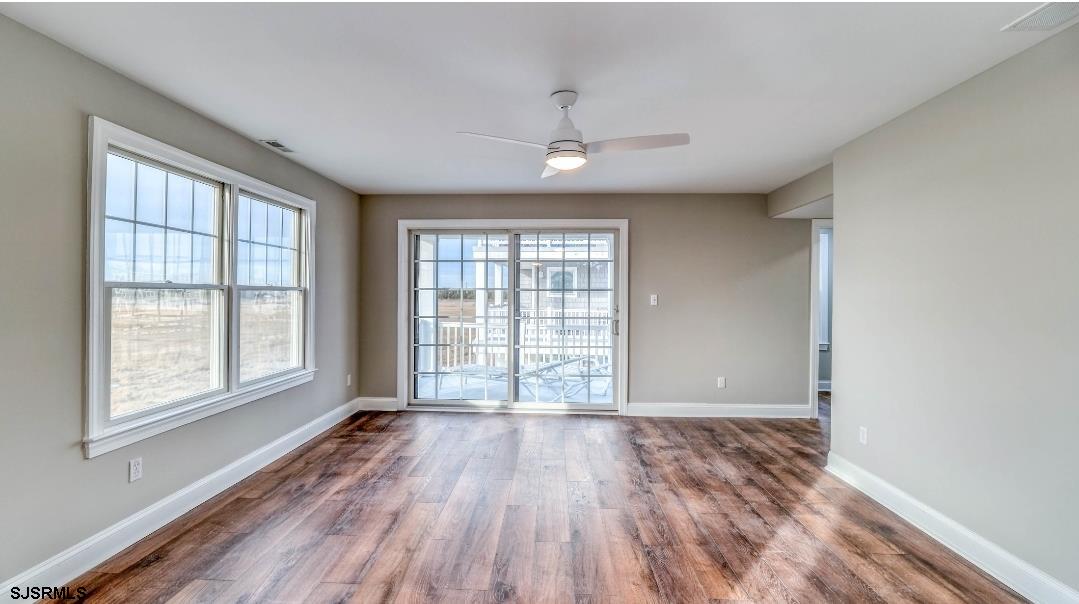 8 Neptune Dr