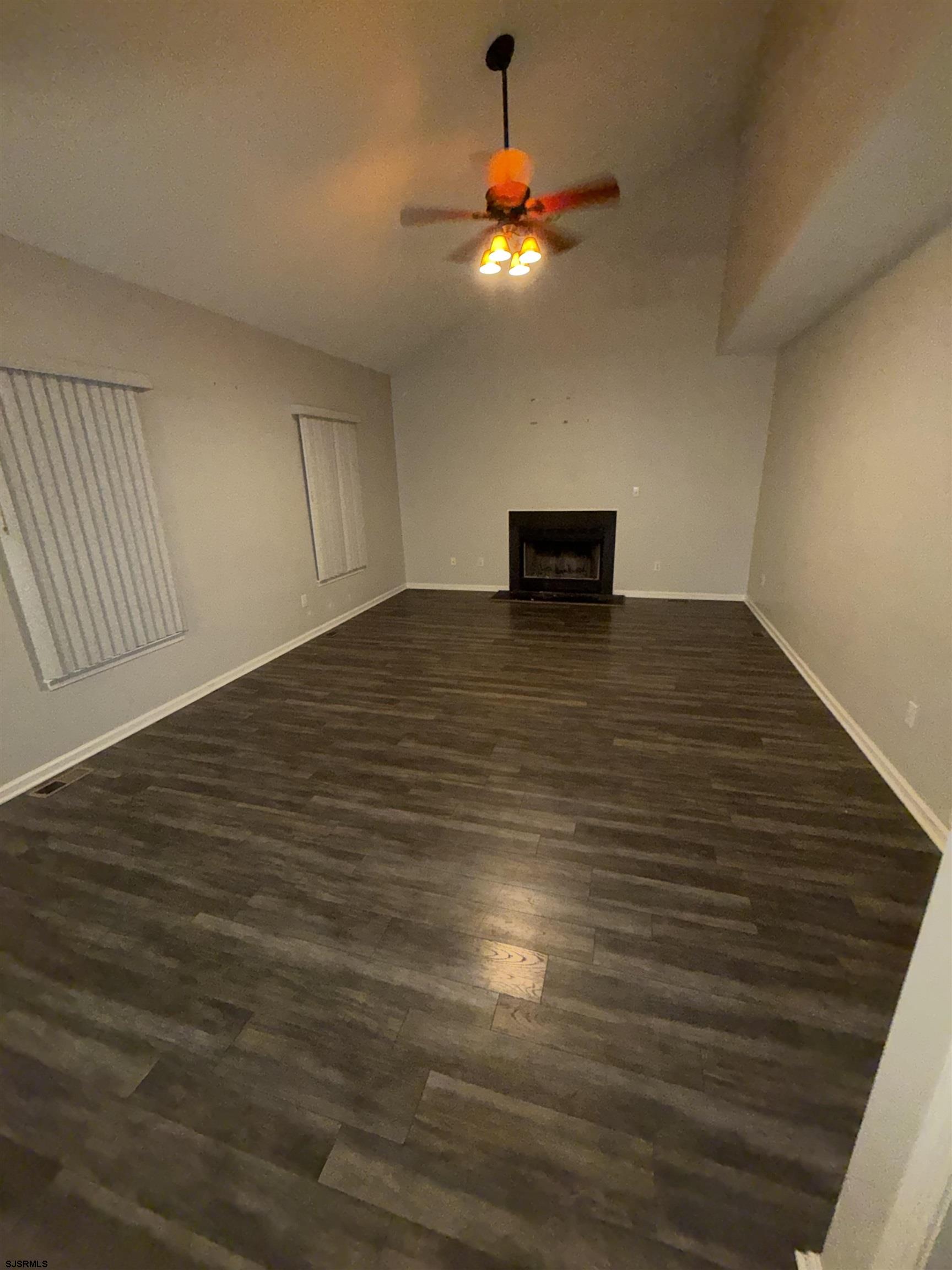 18 Chancellor Park Dr