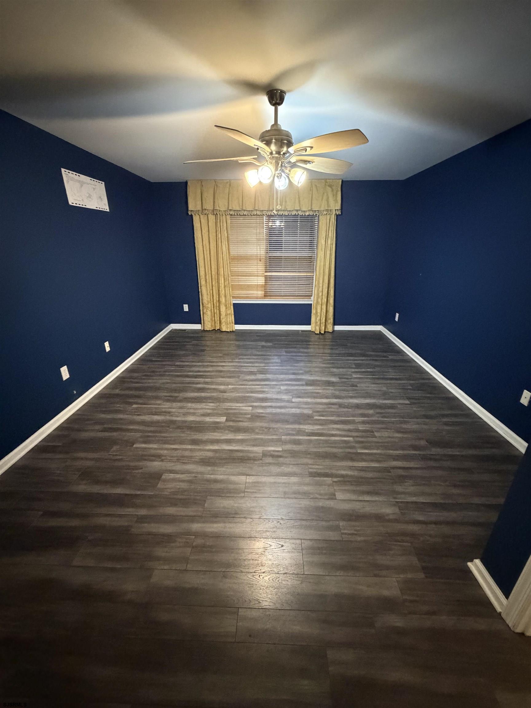 18 Chancellor Park Dr