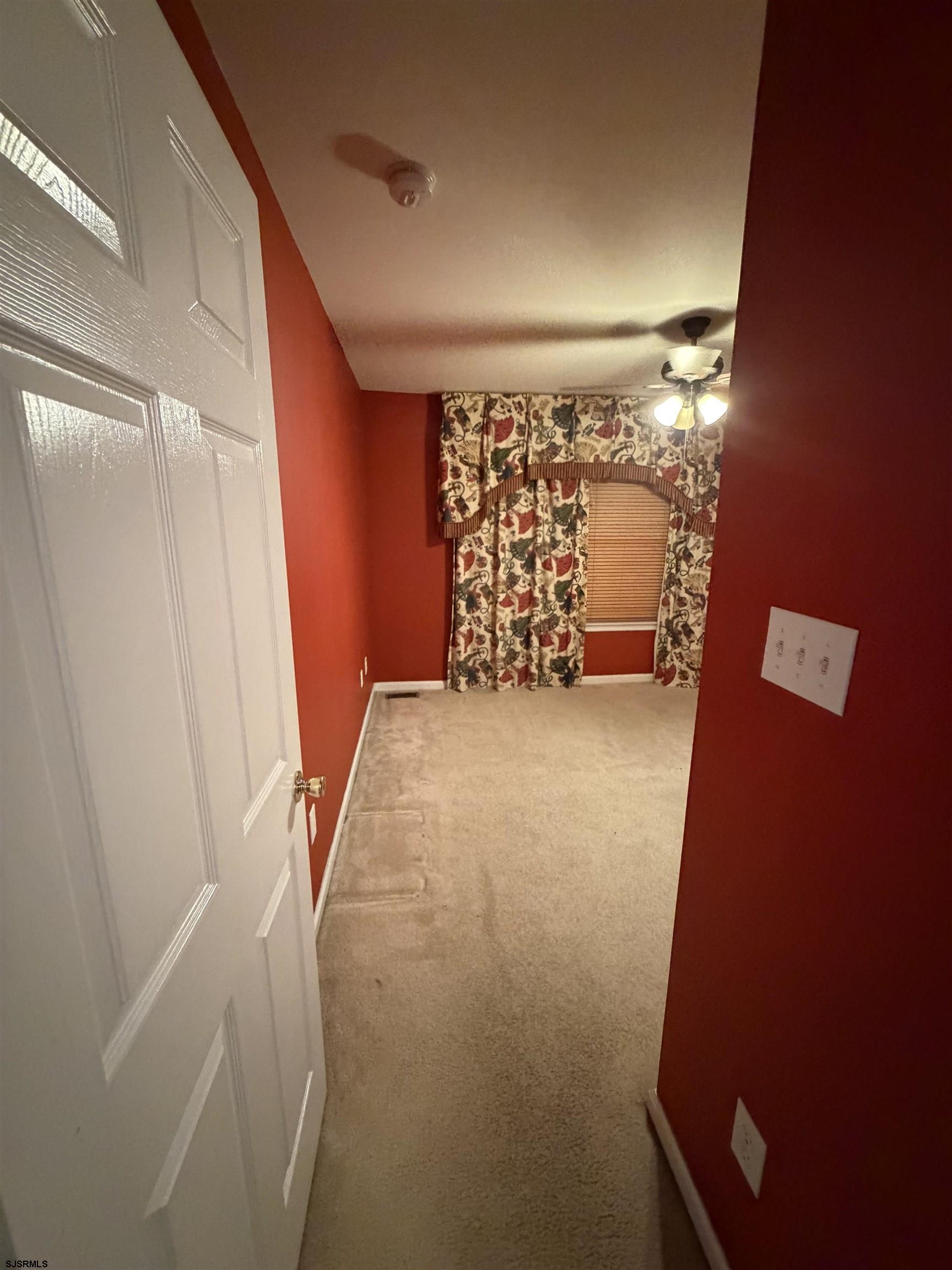 18 Chancellor Park Dr