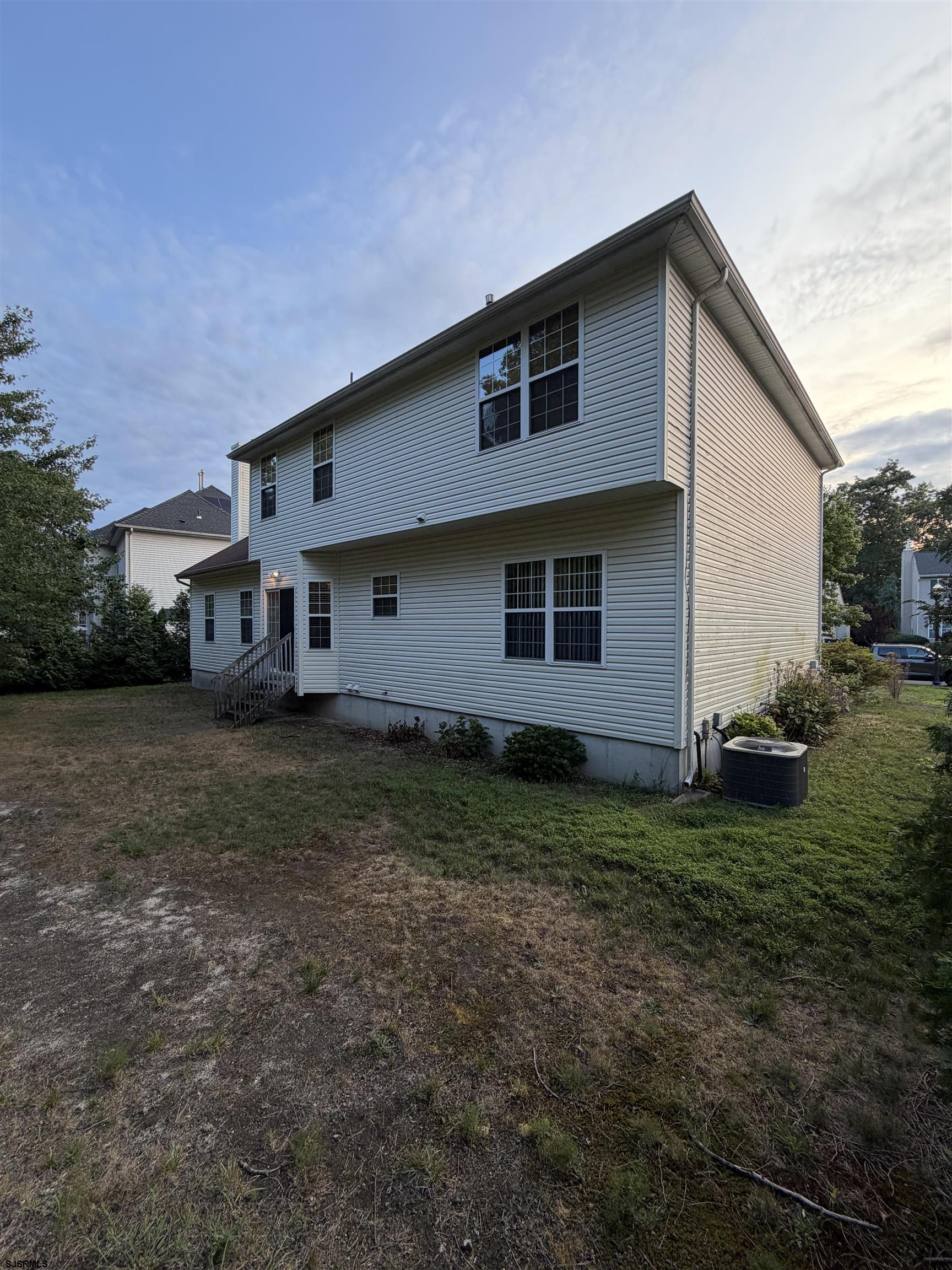 18 Chancellor Park Dr