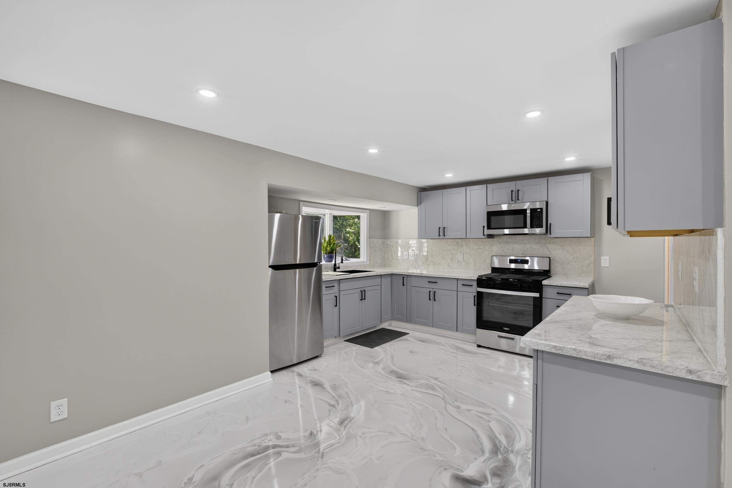 701 W Park Avenue