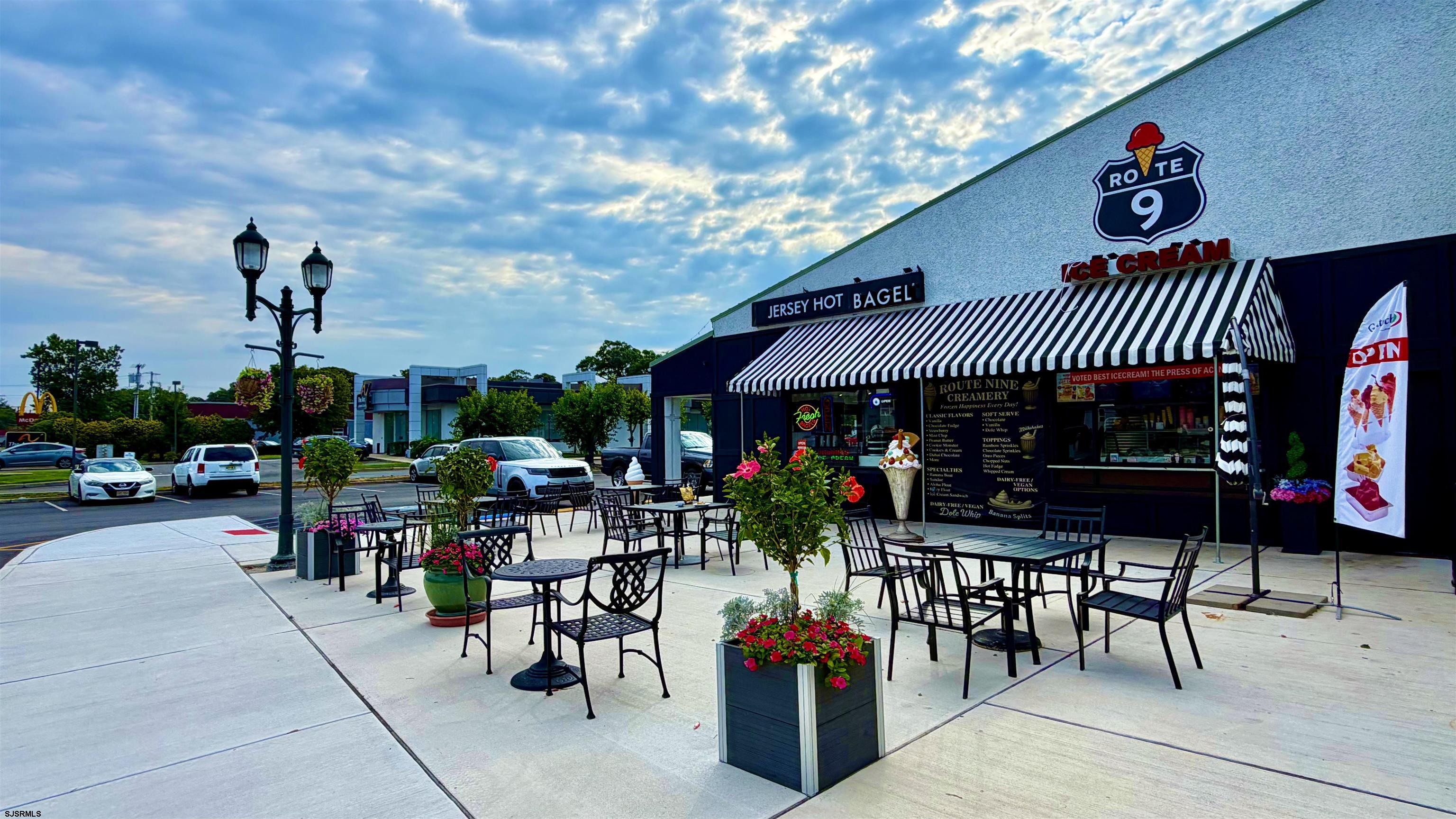 610565 | Photo 2