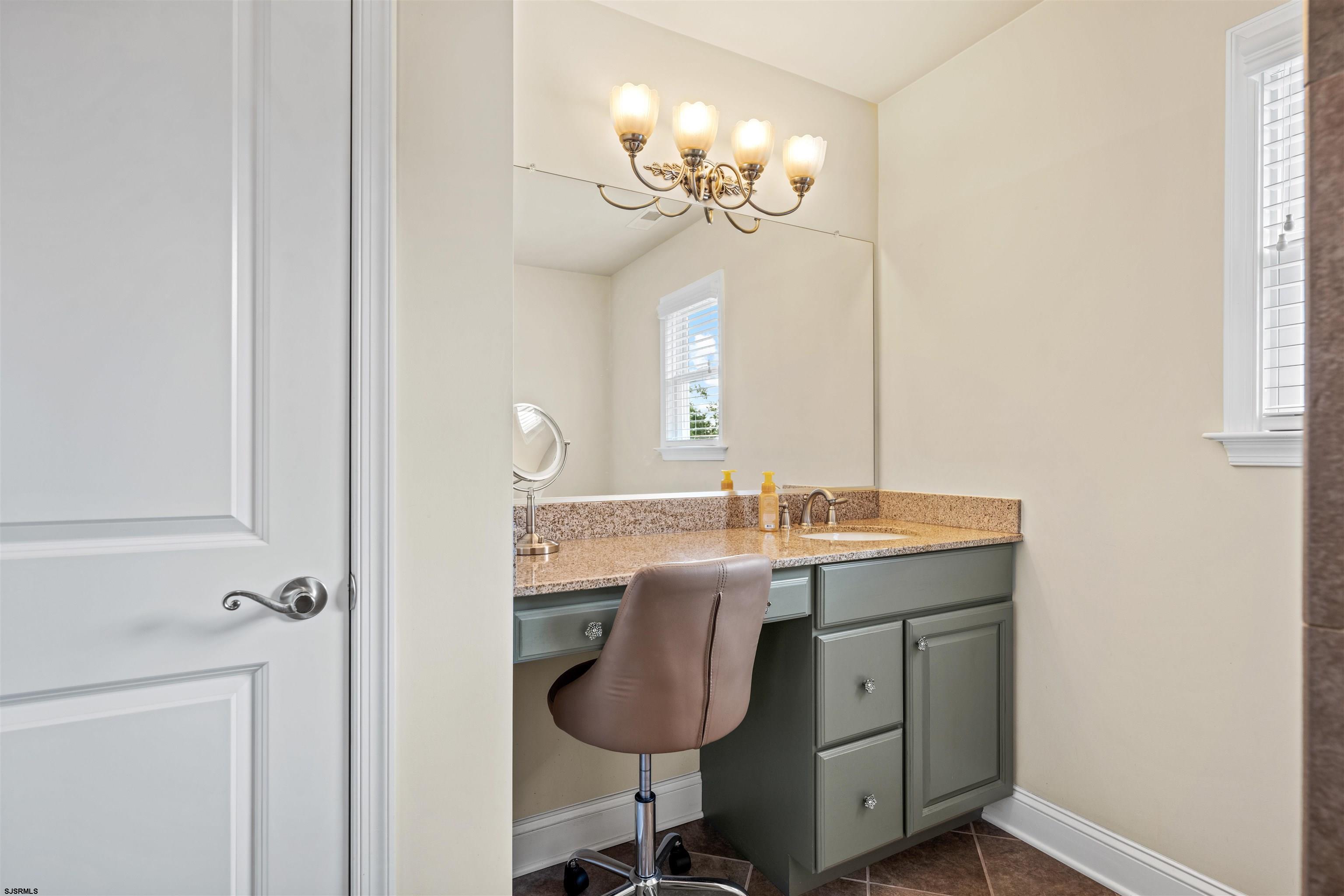 14 Laielli Ct