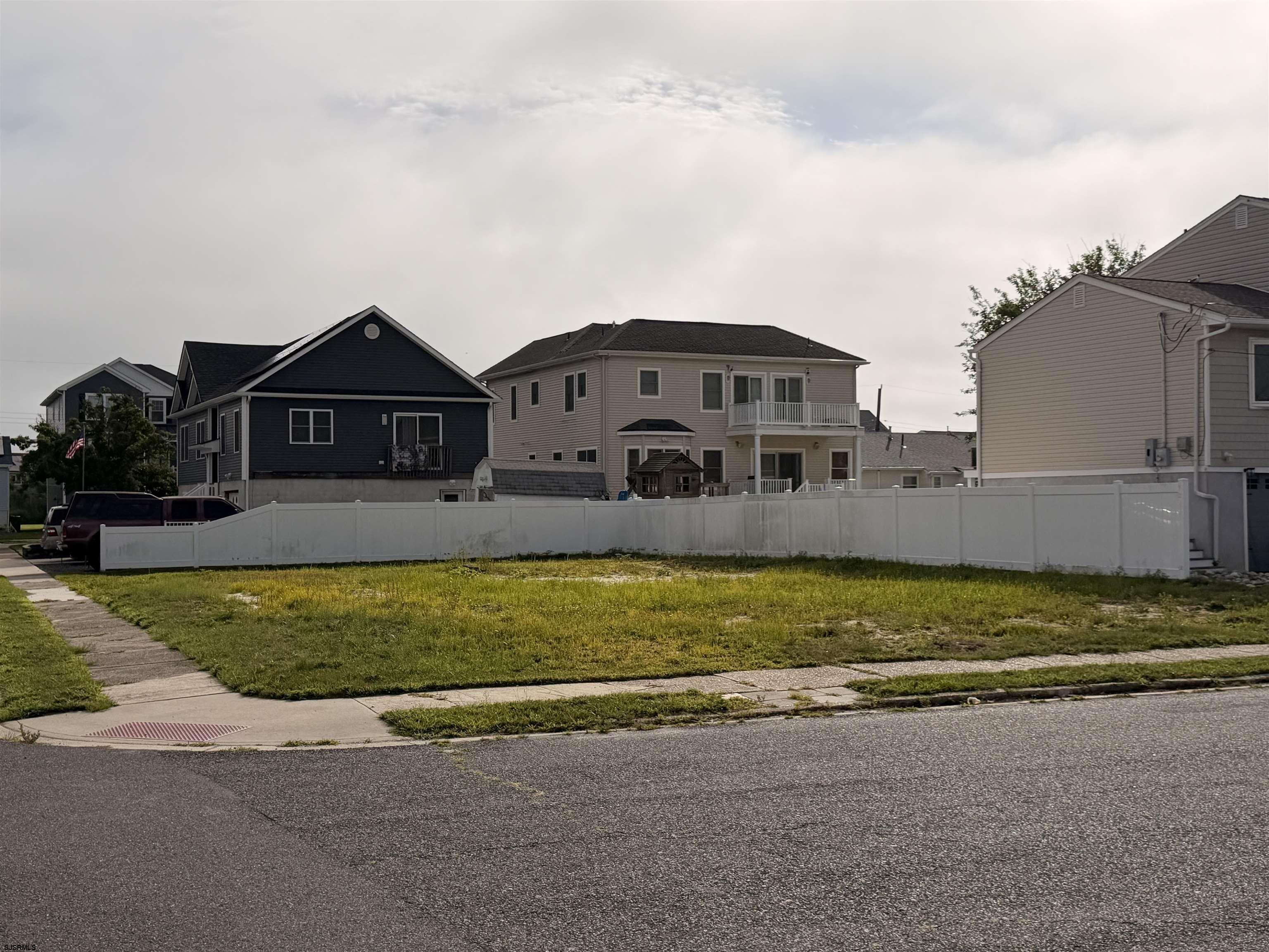 610572 | Photo 21