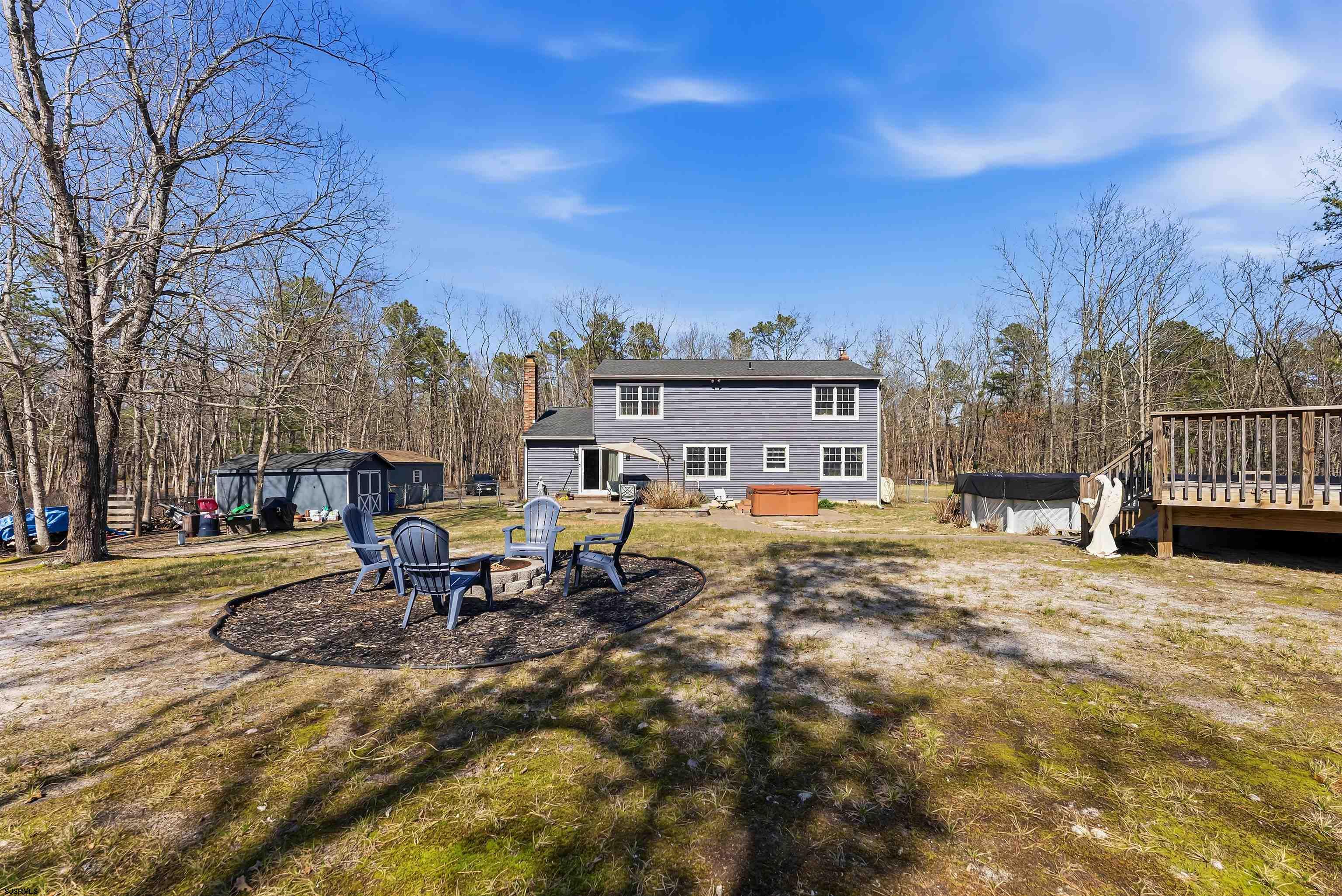 5209 Connecticut