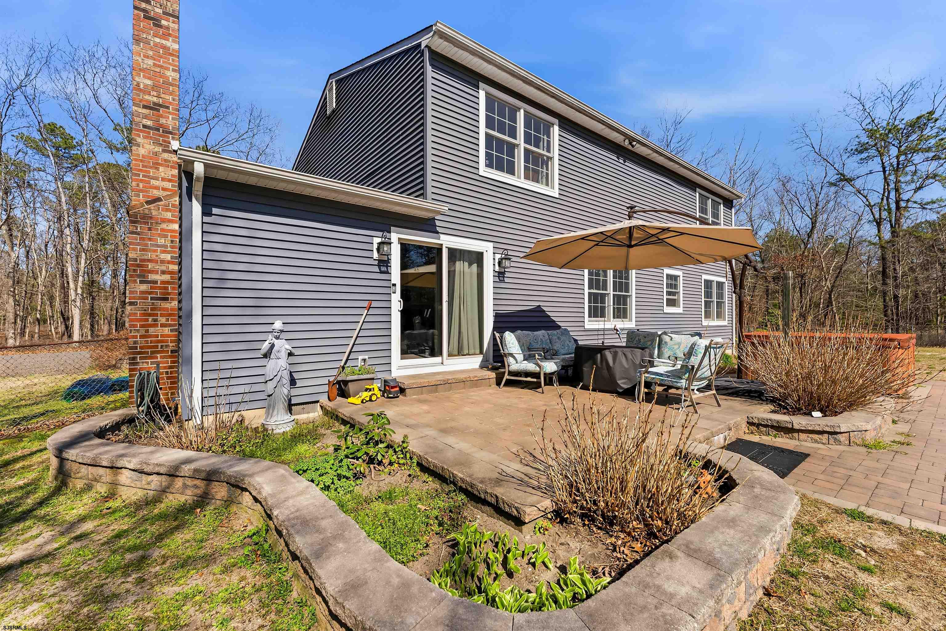 5209 Connecticut