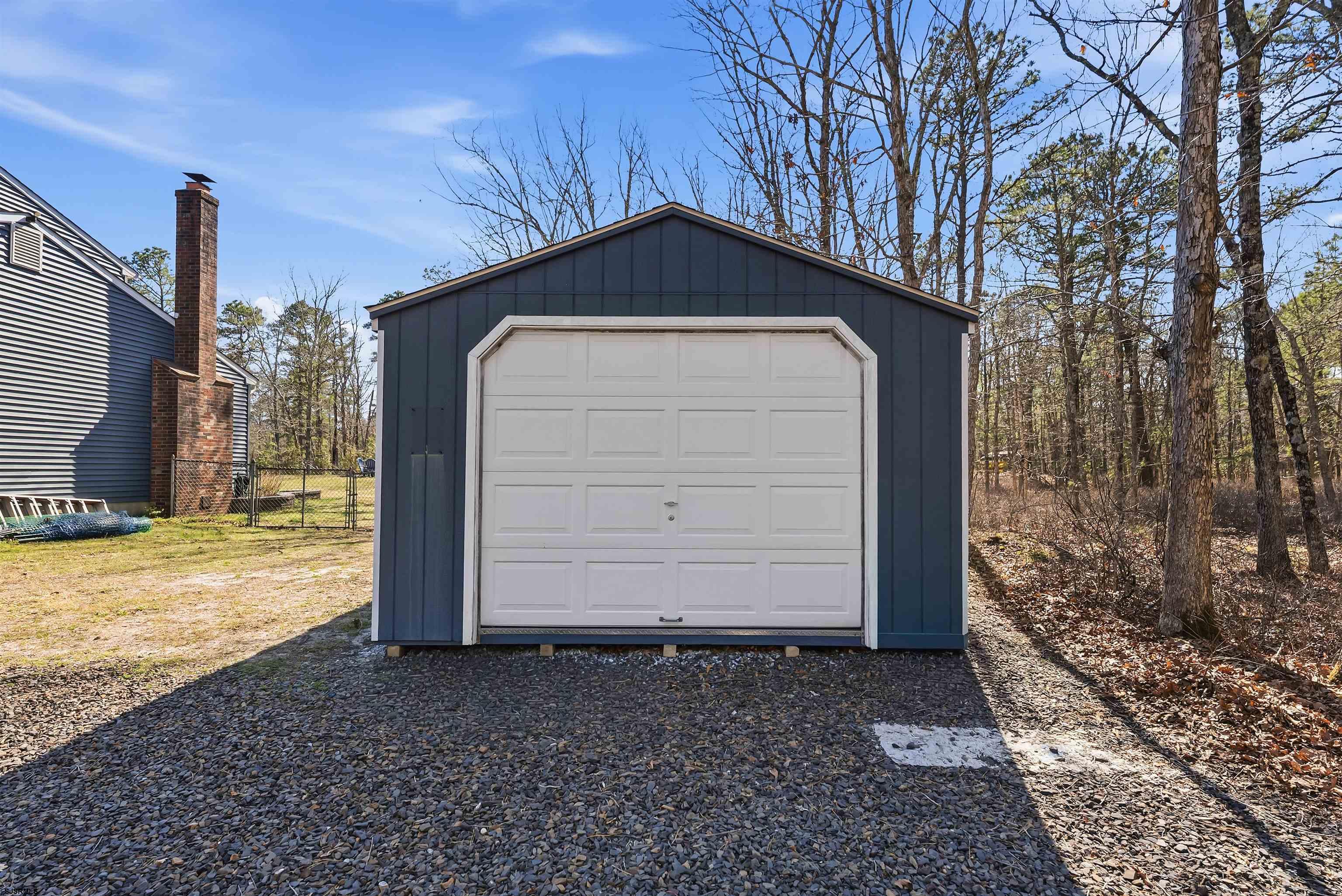 5209 Connecticut