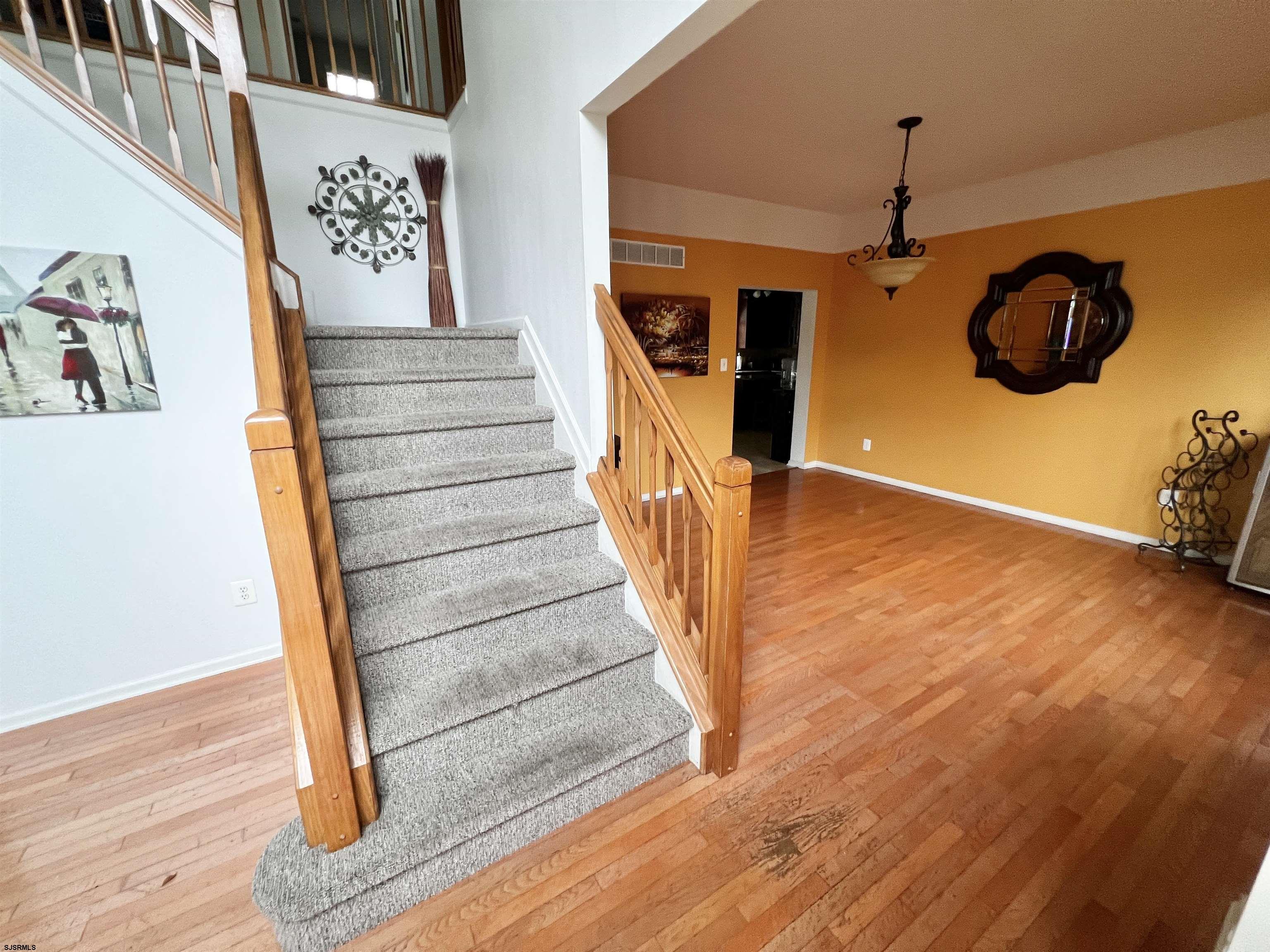 9 EQUESTRIAN Road