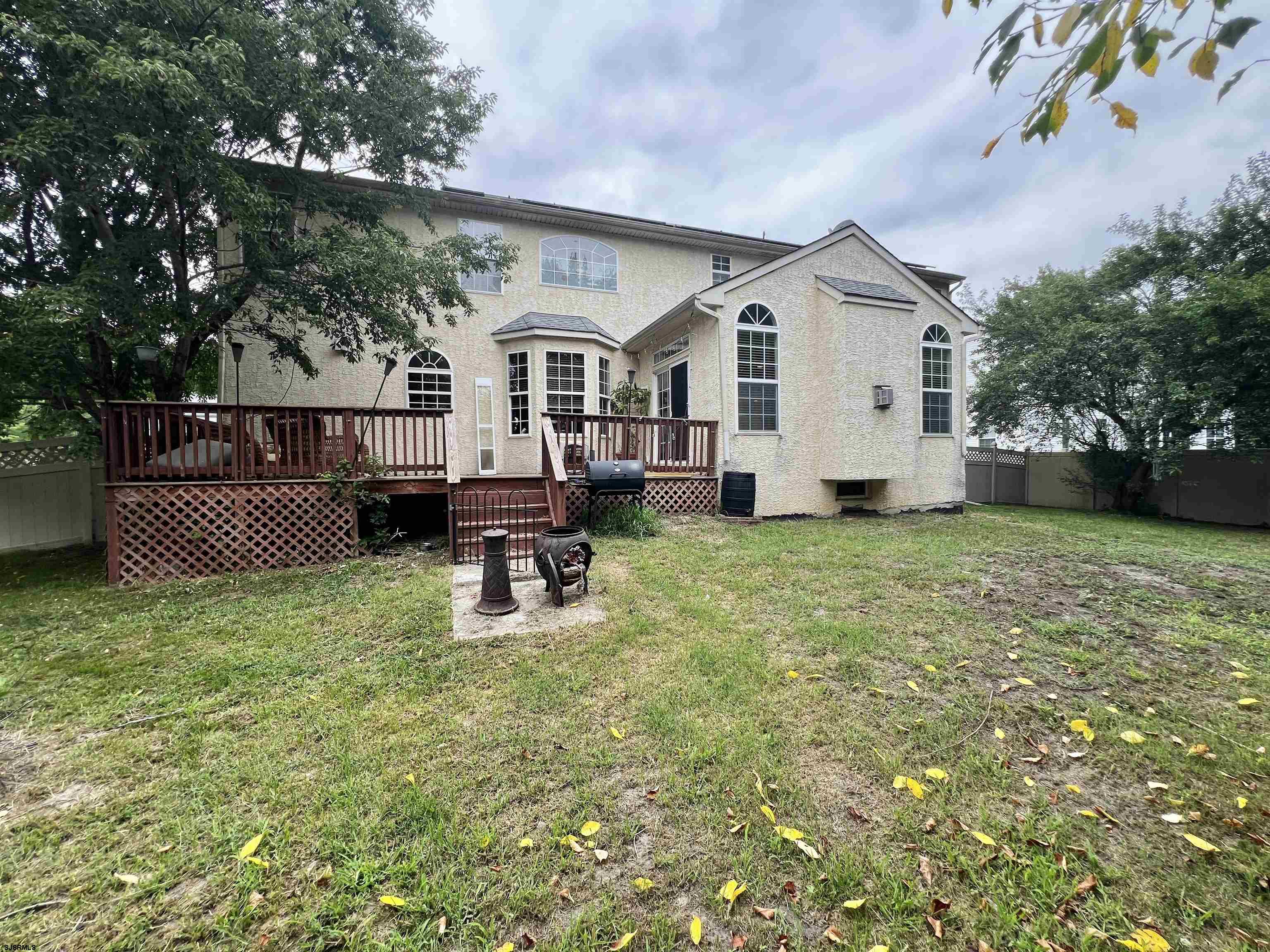 9 EQUESTRIAN Road