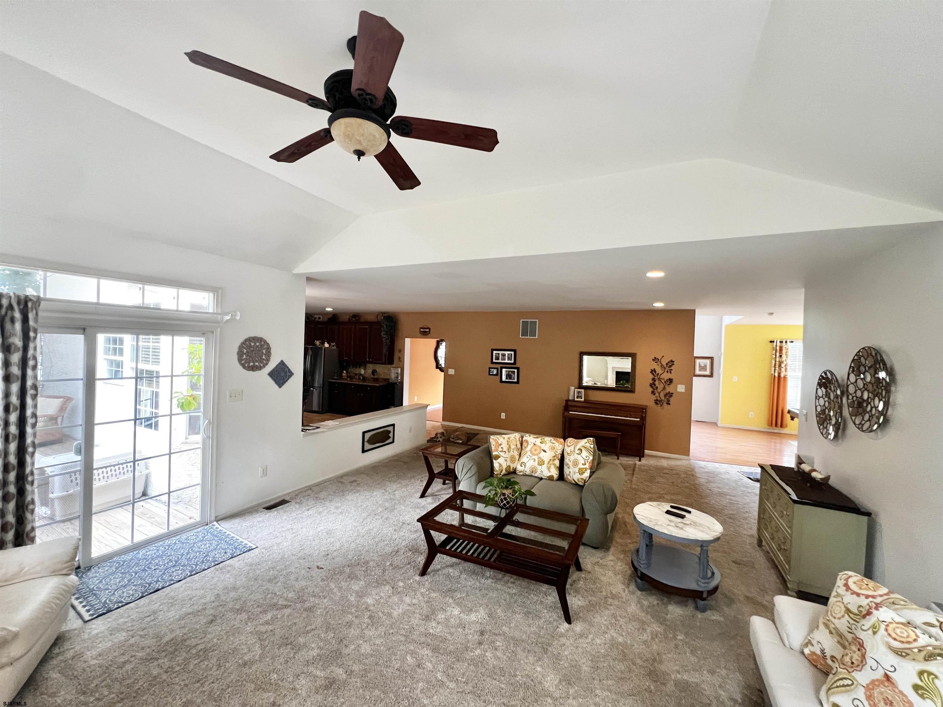 9 EQUESTRIAN Road