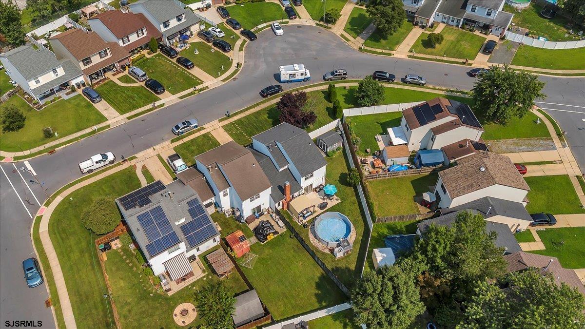 67 Hopewell Ln