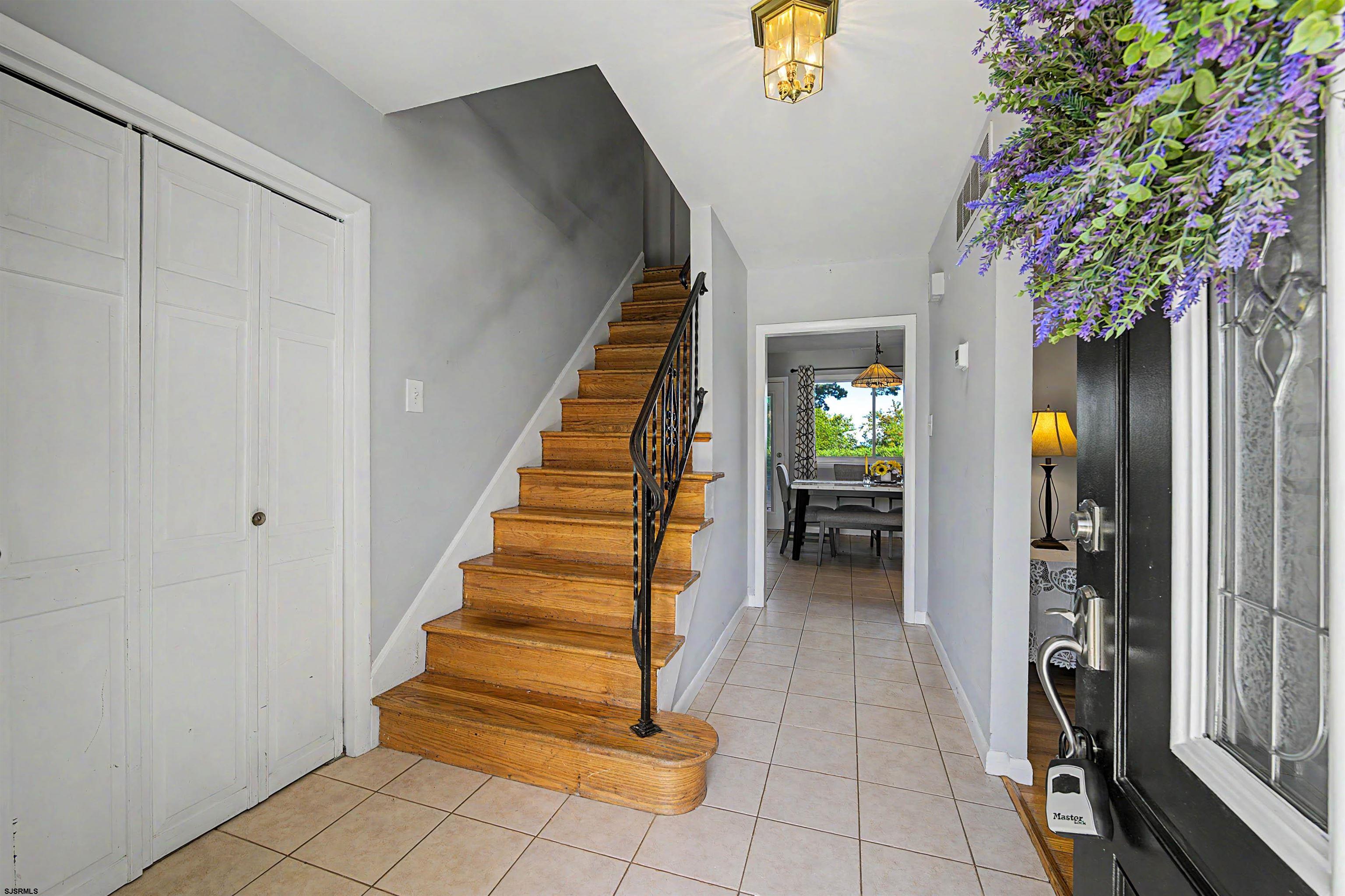 106 Cynwyd Dr - Picture 4