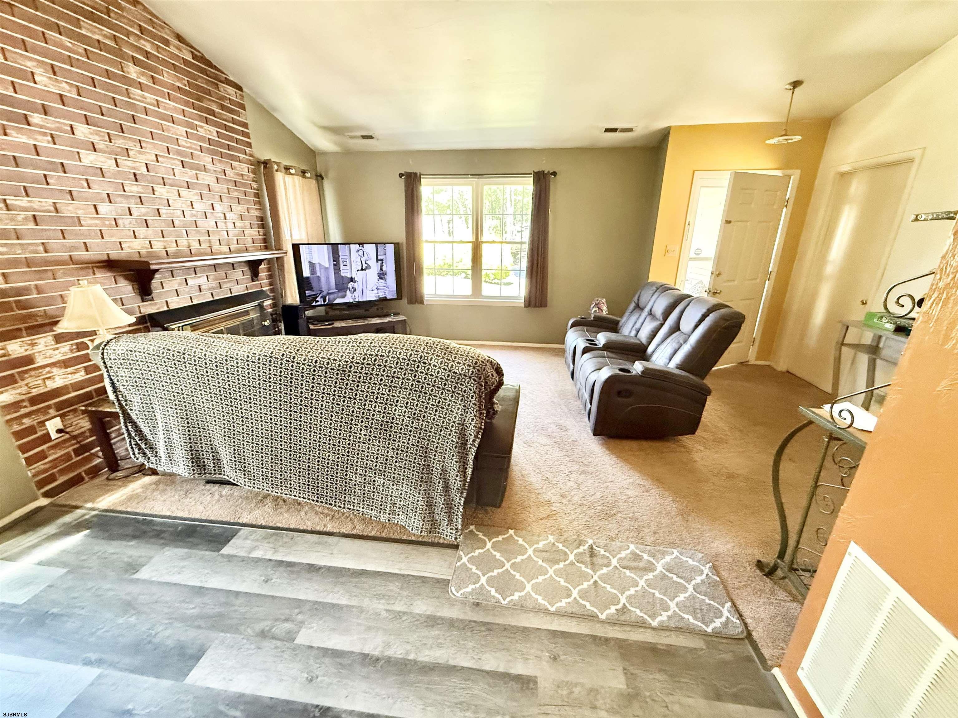 721 OSPREY CT - Picture 3