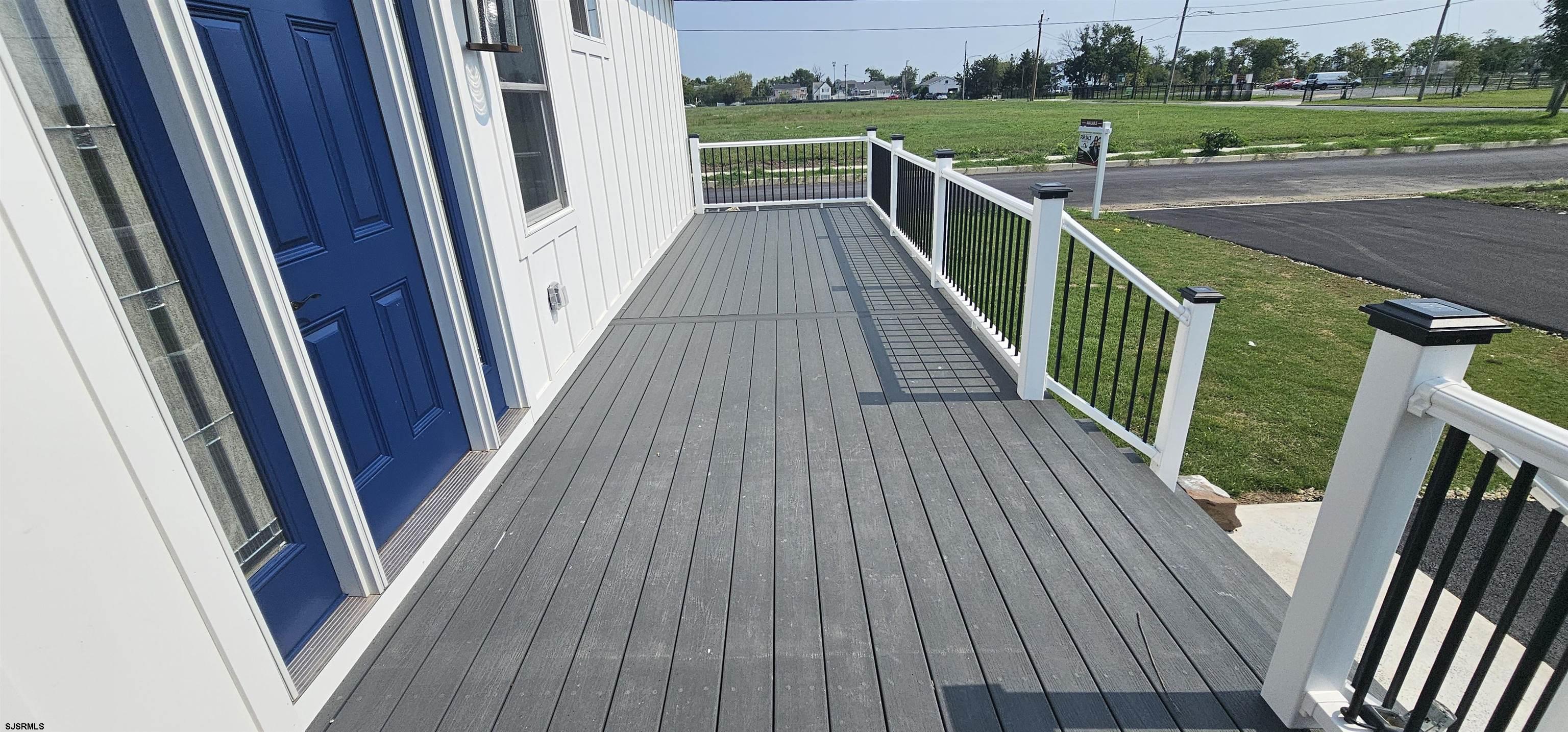 227 E Bayview Avenue - Picture 2