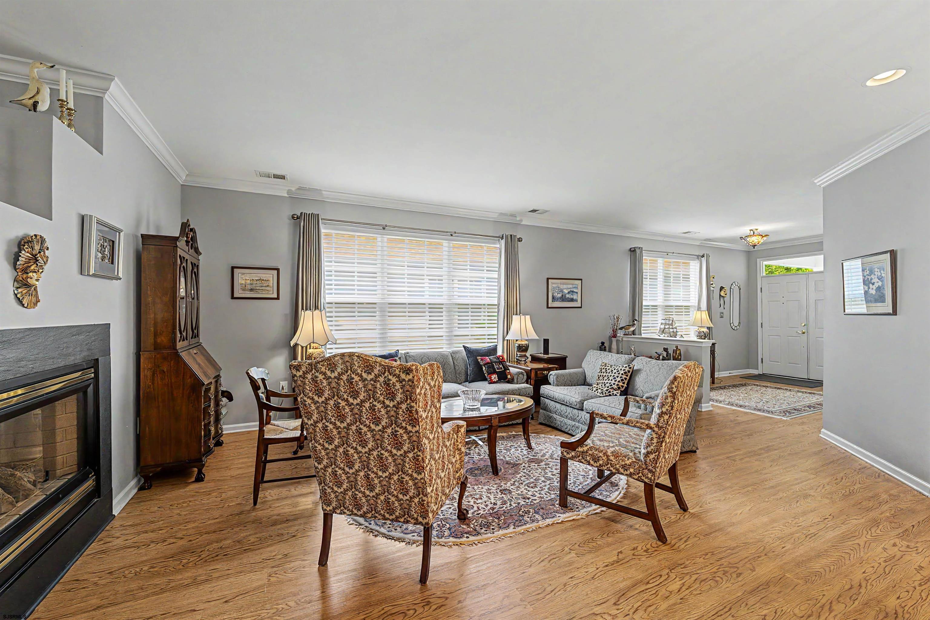147 Brewster Dr