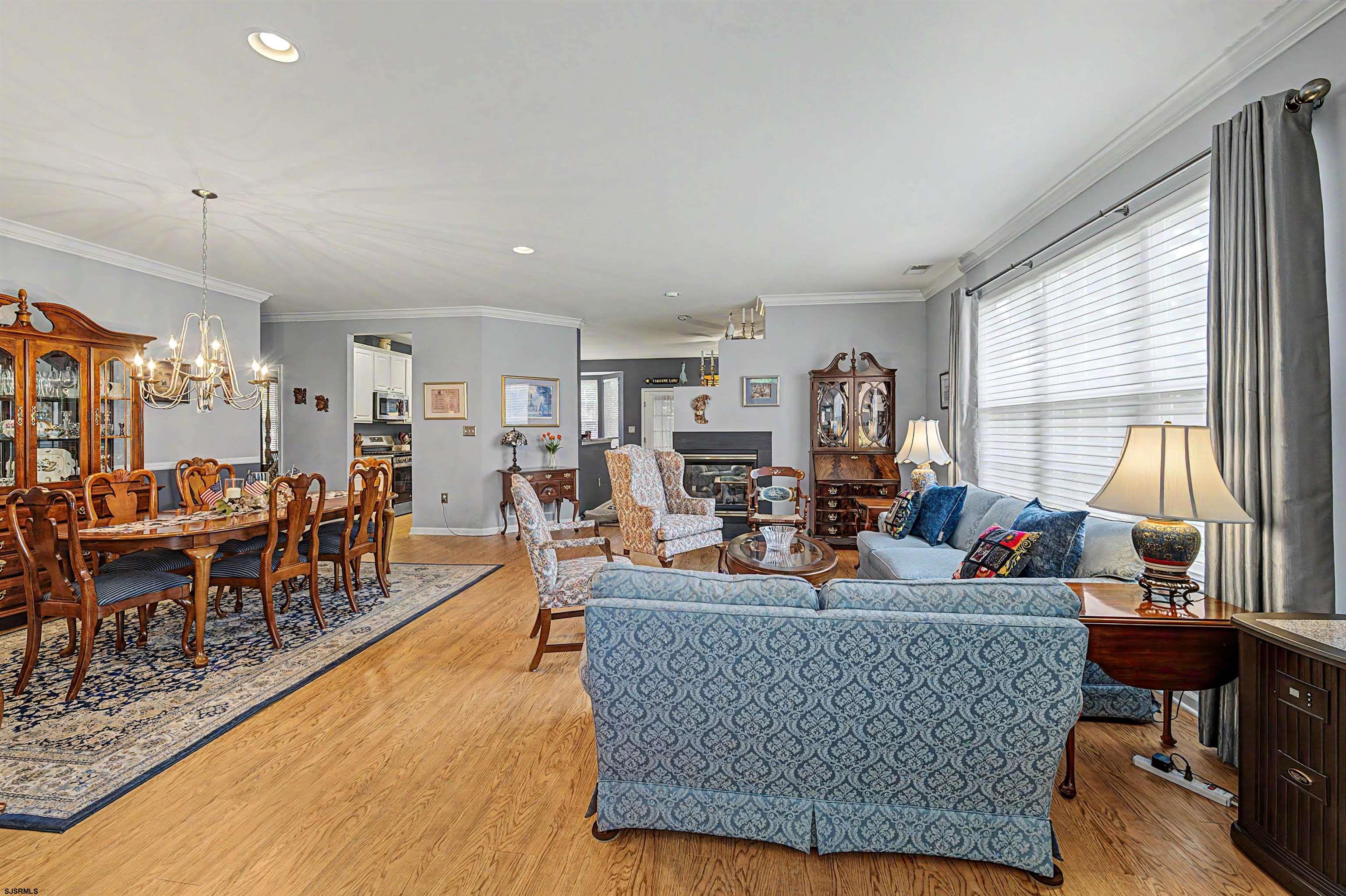 147 Brewster Dr