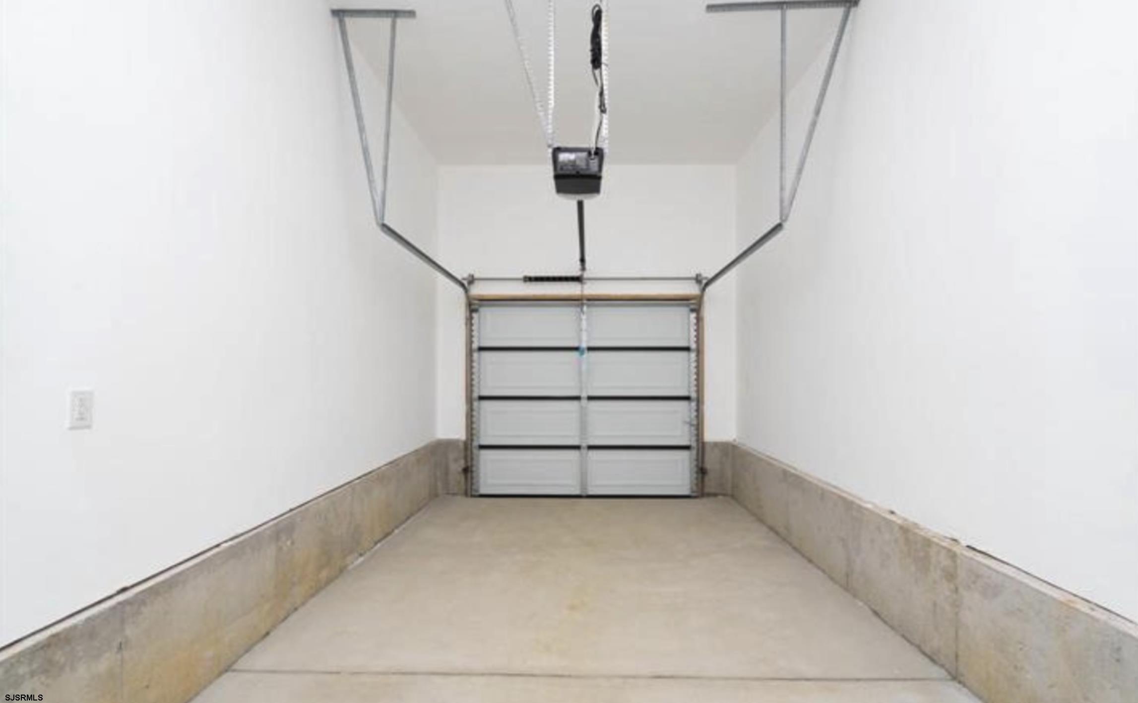 610738 | Photo 24