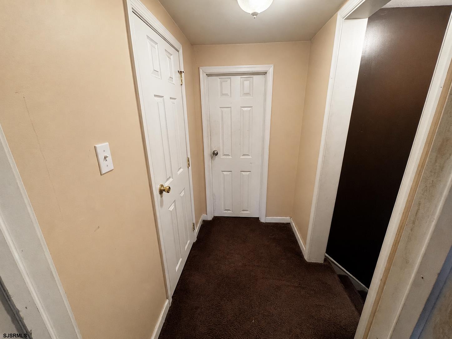 221 Meyner Ln