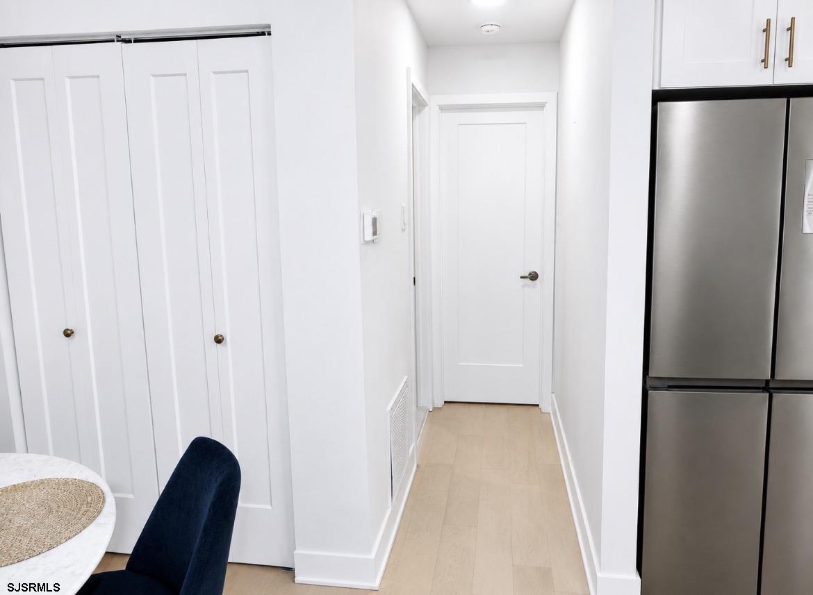 21 S Madison Avenue