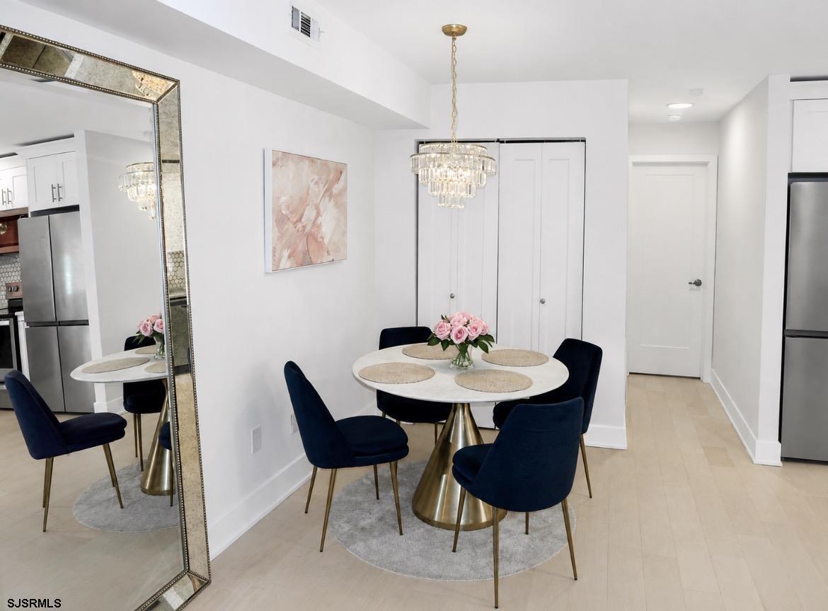 21 S Madison Avenue