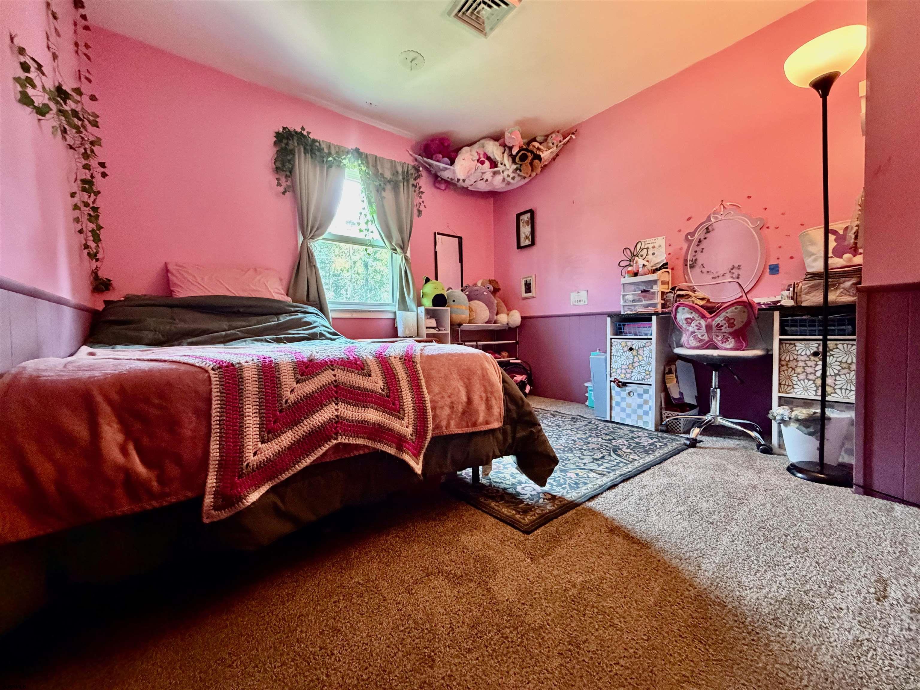 253 Fenimore Dr