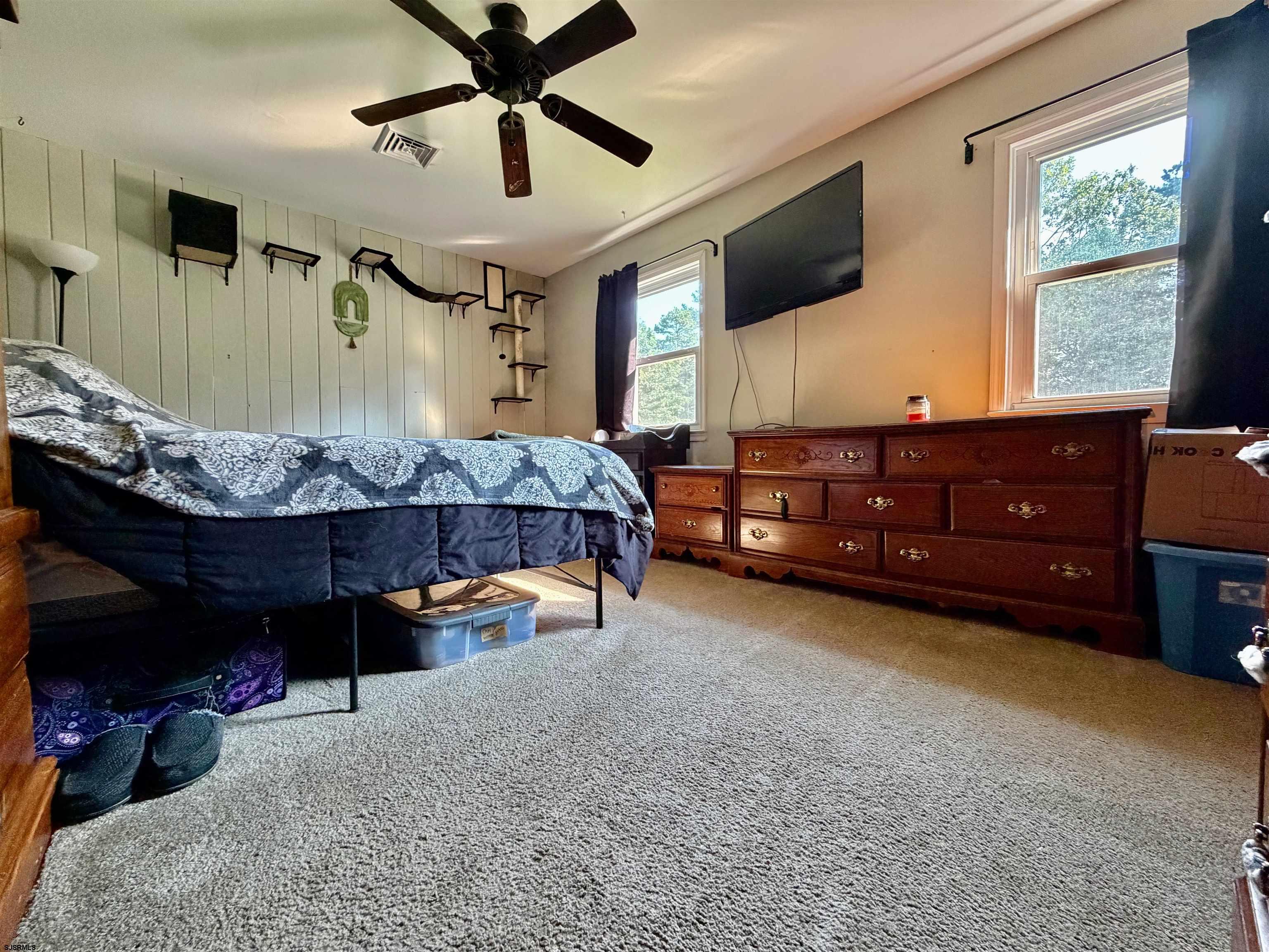 253 Fenimore Dr