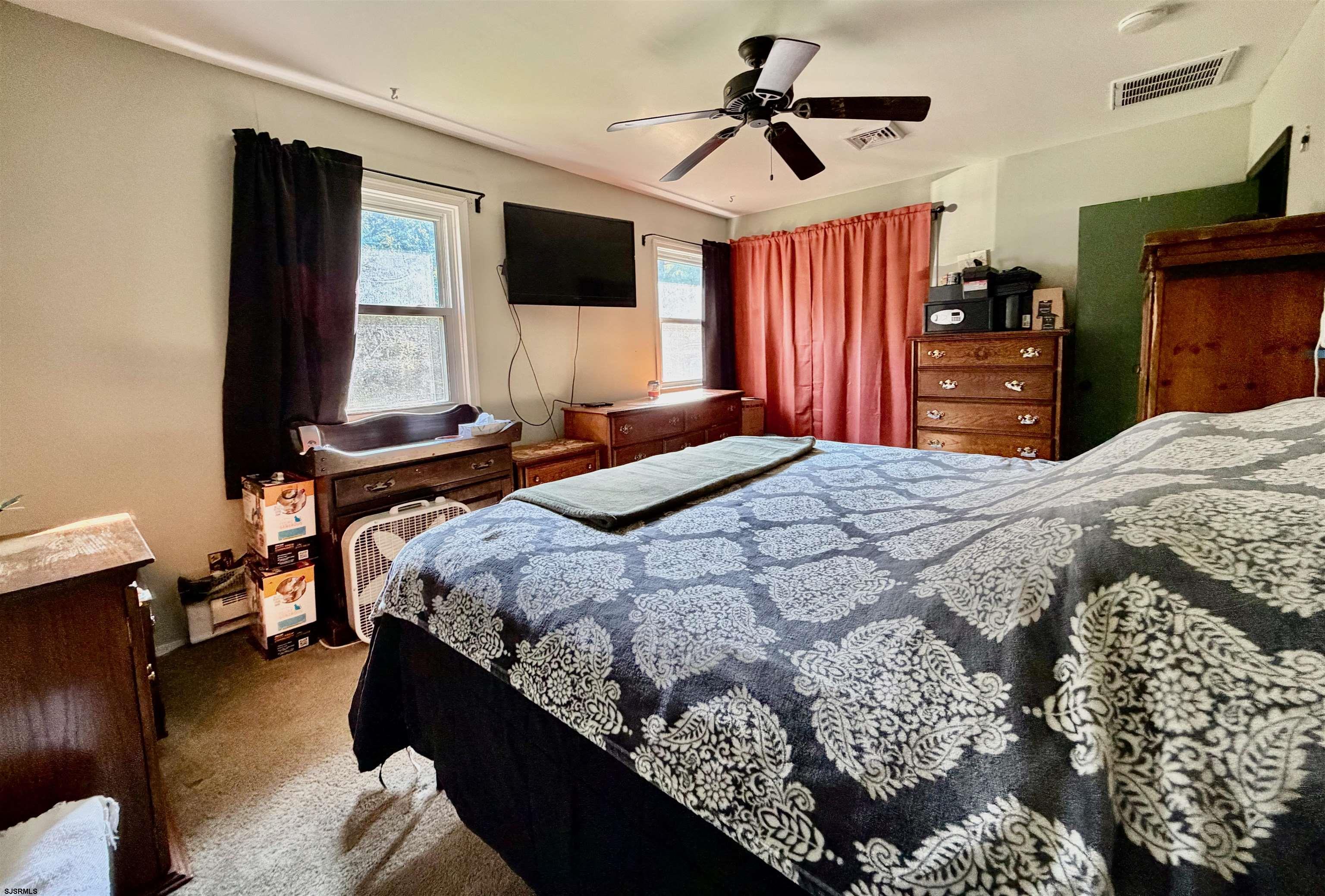 253 Fenimore Dr