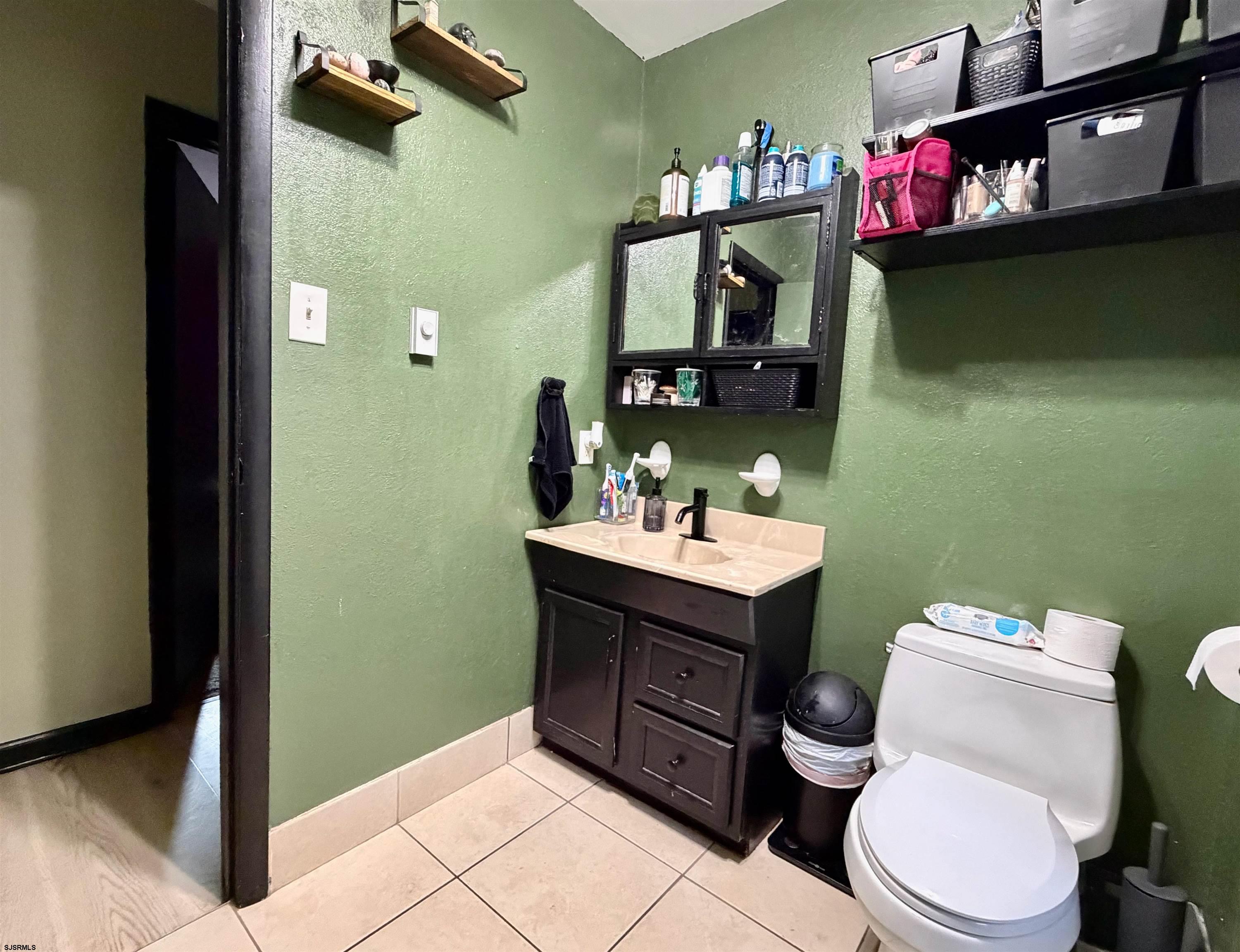 253 Fenimore Dr