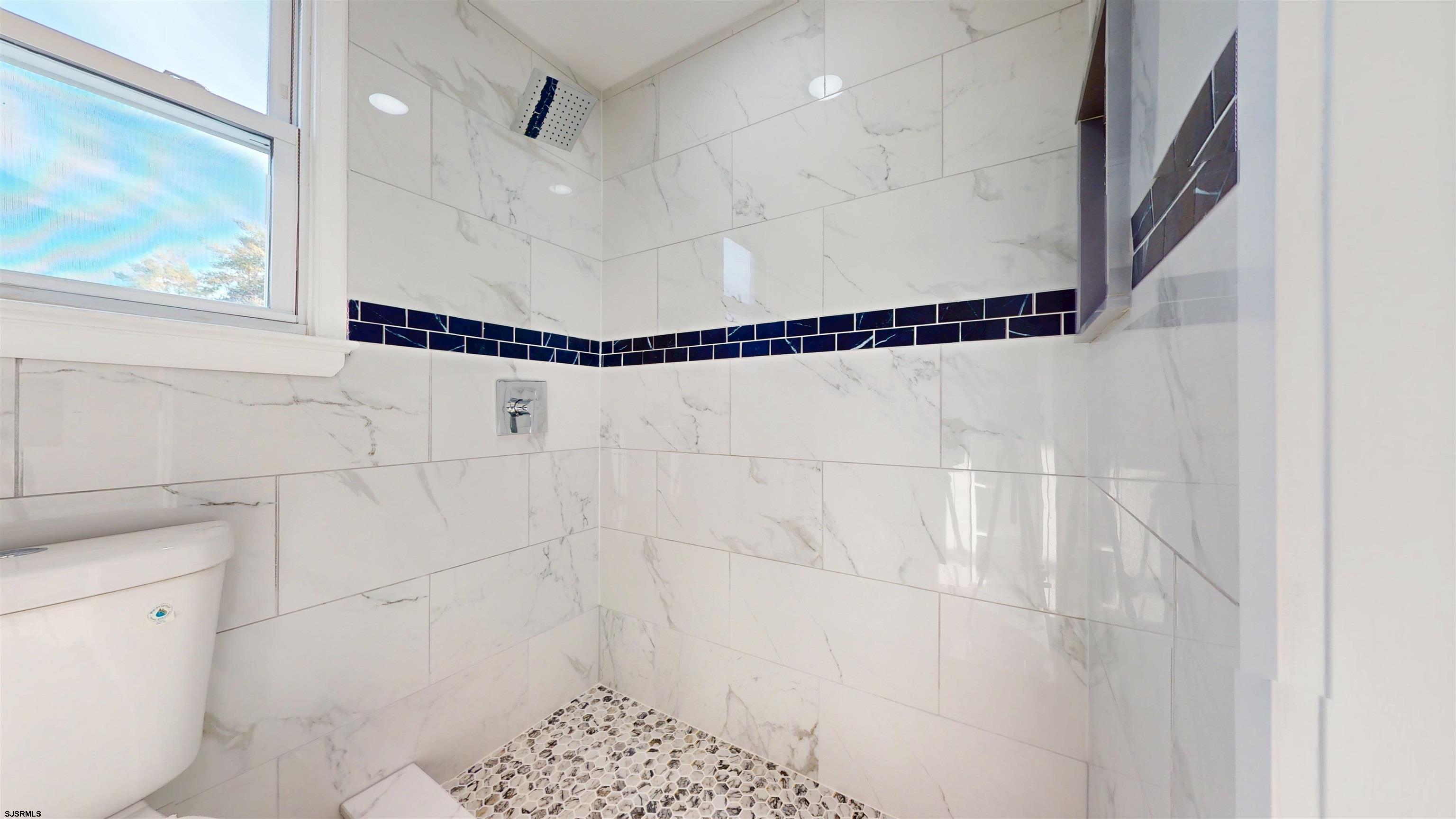 610887 | Photo 29