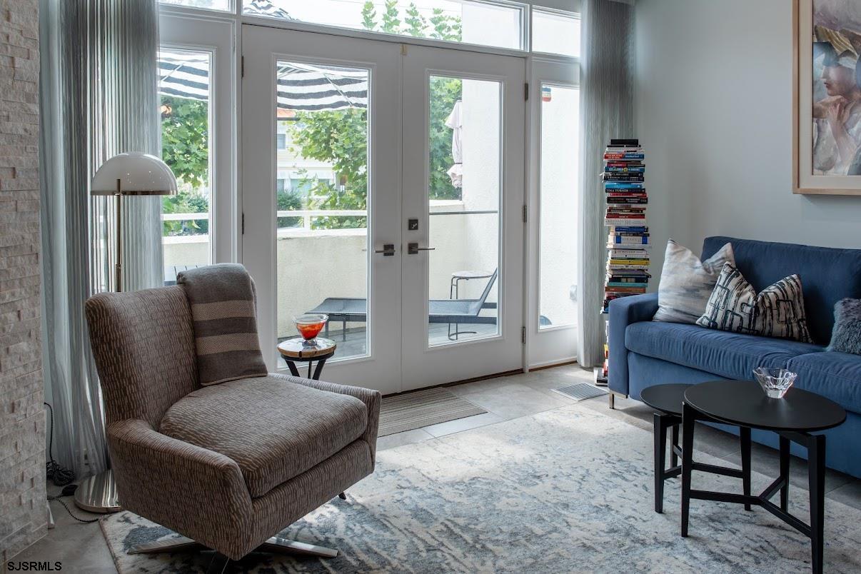 7701 Atlantic Avenue - Picture 1