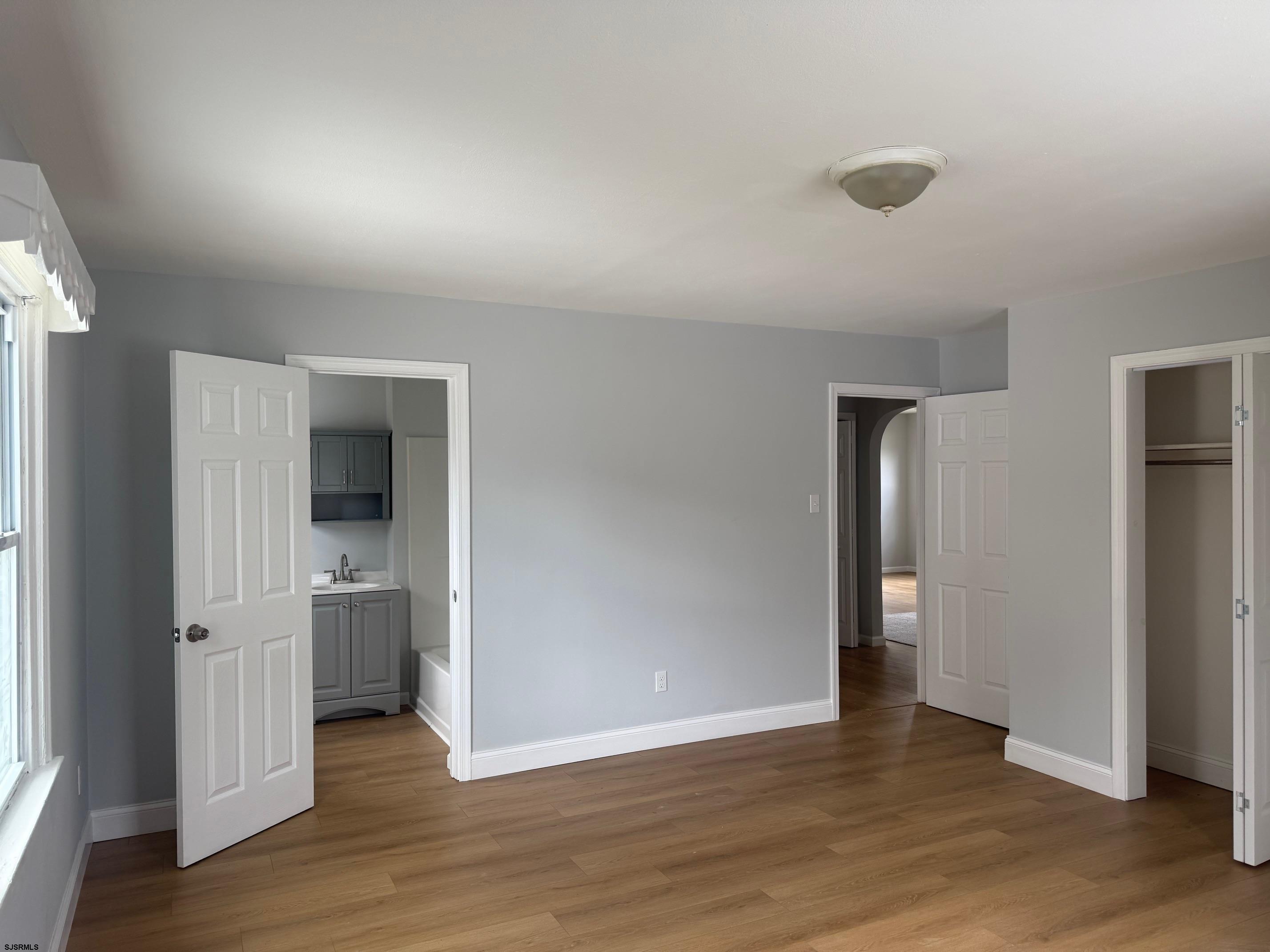 3 Ryon Avenue