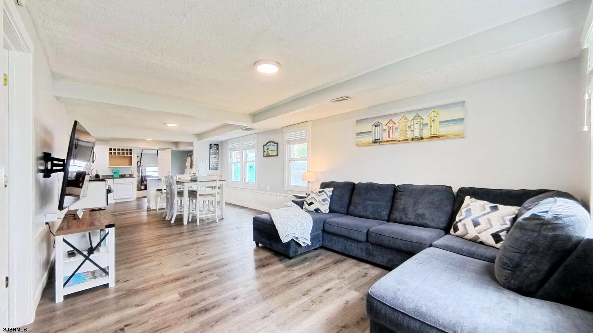 934 Haven  unit 1 Avenue - Picture 1