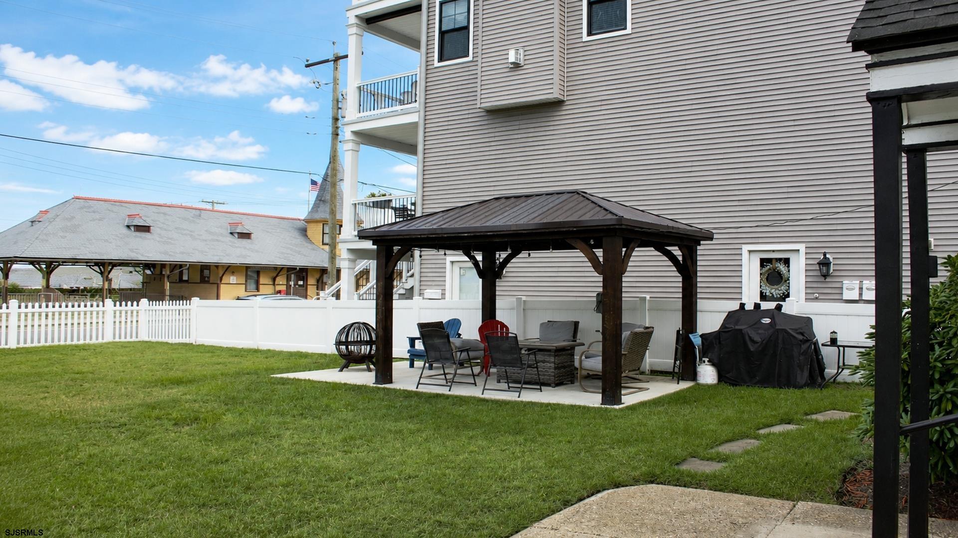 934 Haven  unit 1 Avenue