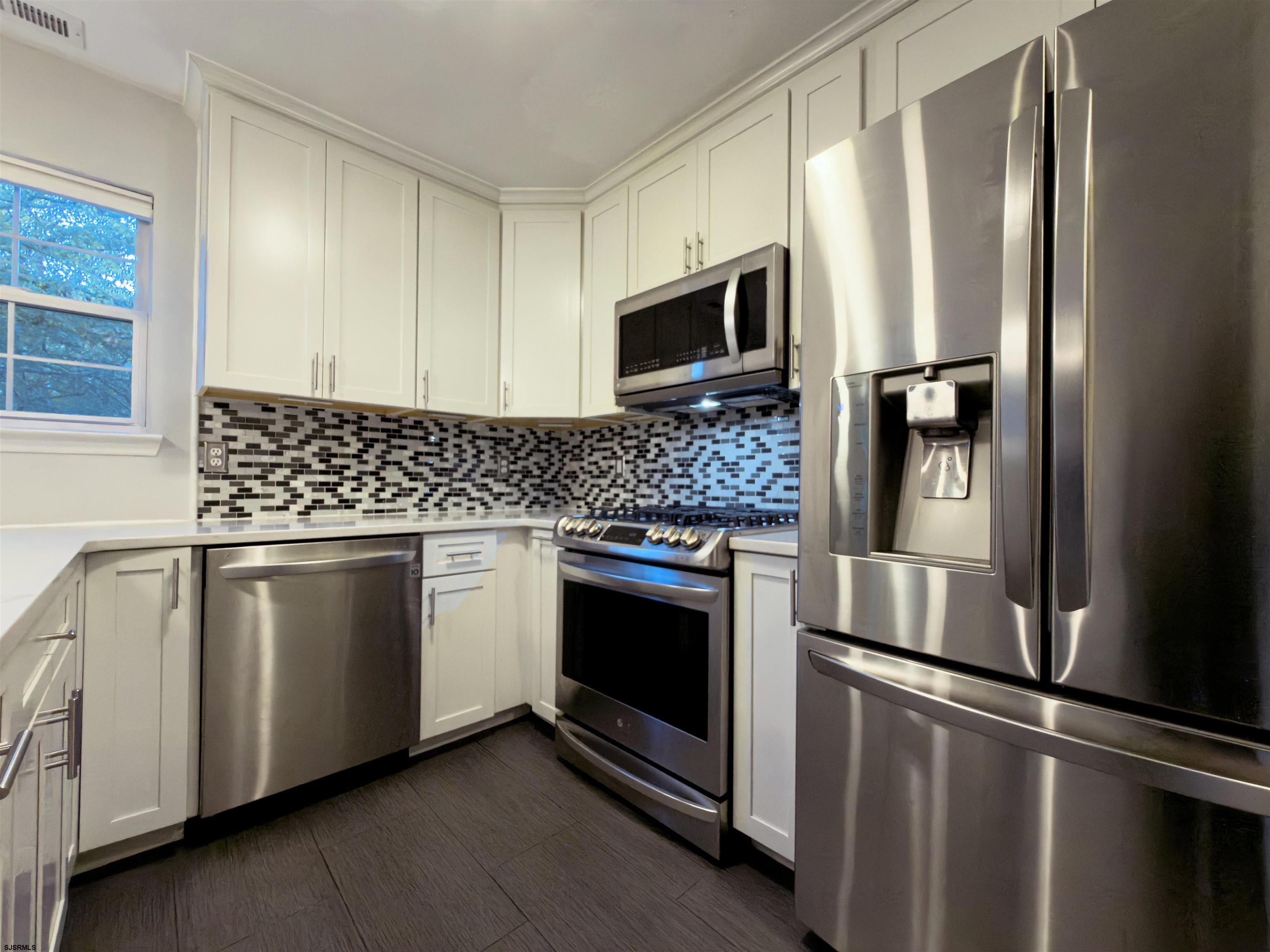 1553 Thomas Jefferson Ct