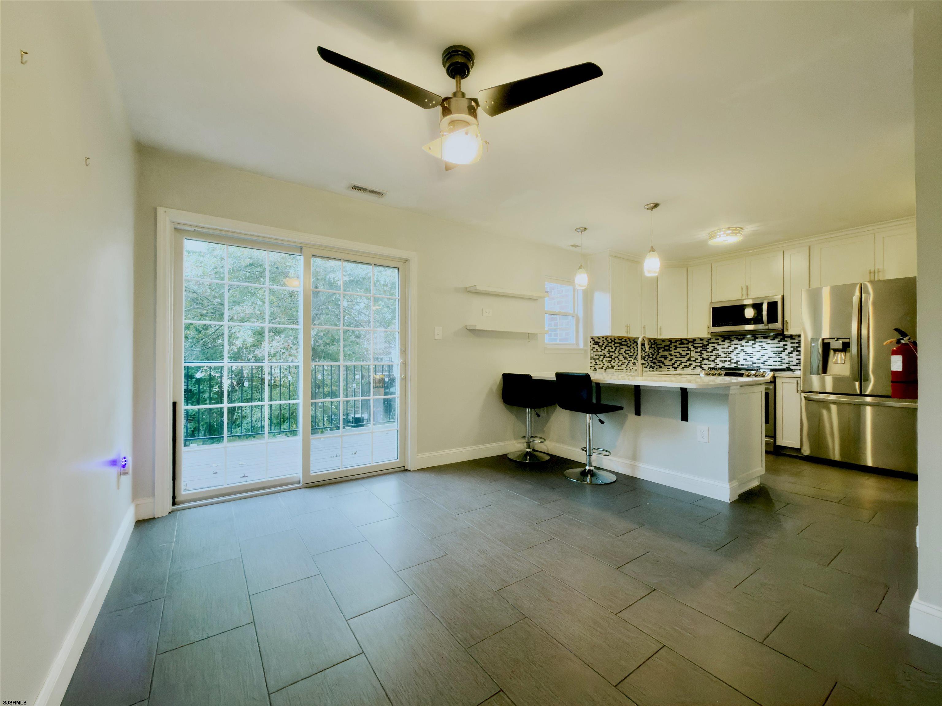 1553 Thomas Jefferson Ct