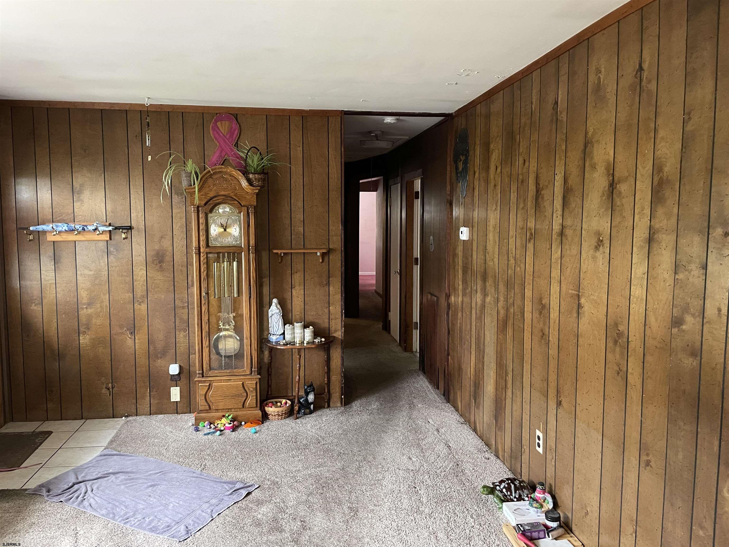 740 8th Avenue - Picture 1
