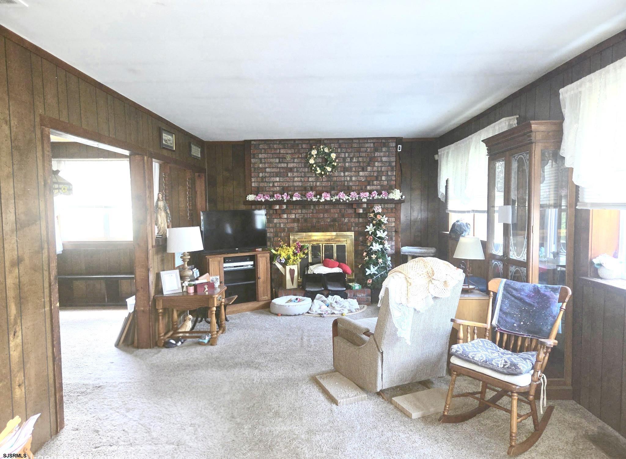 740 8th Avenue - Picture 3