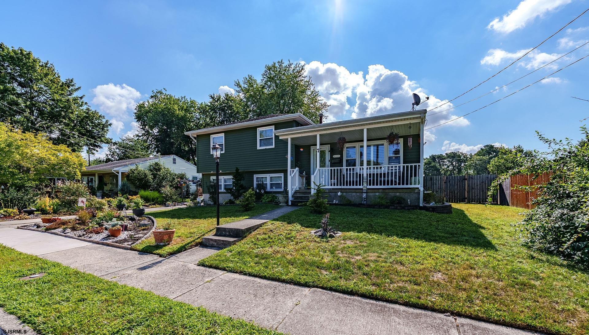 7 Vassar Dr - Picture 1