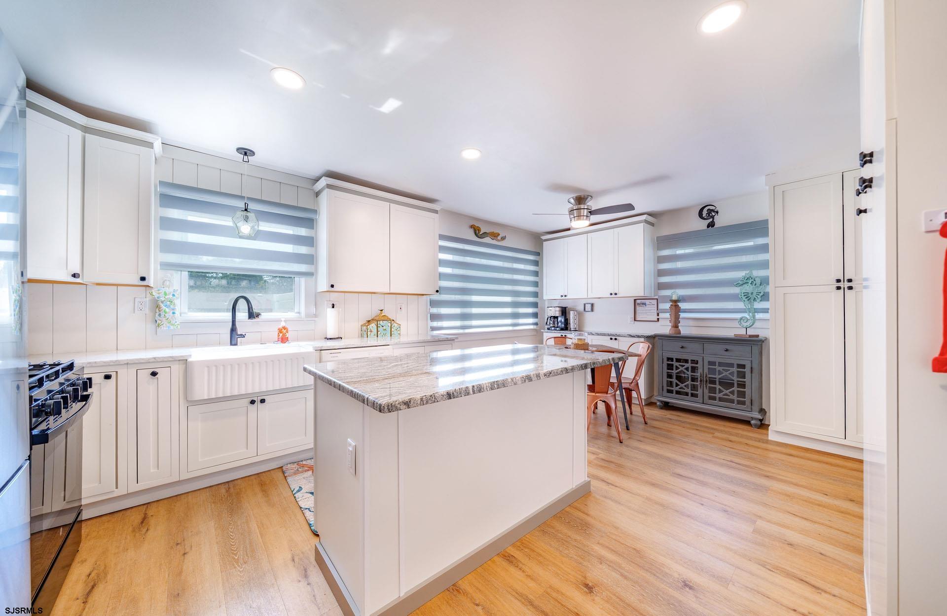 7 Vassar Dr