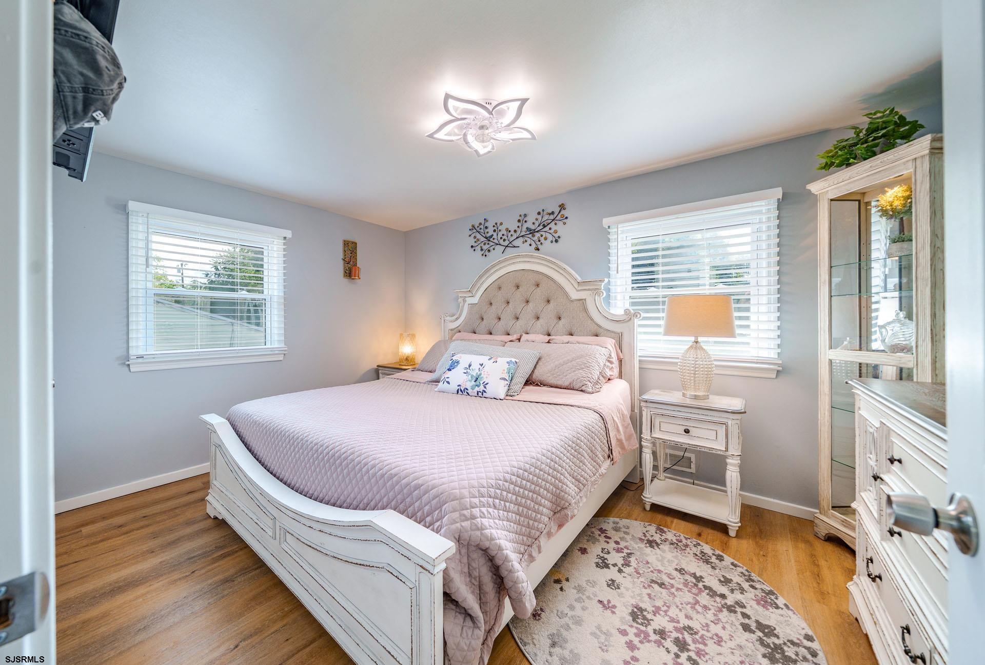 7 Vassar Dr