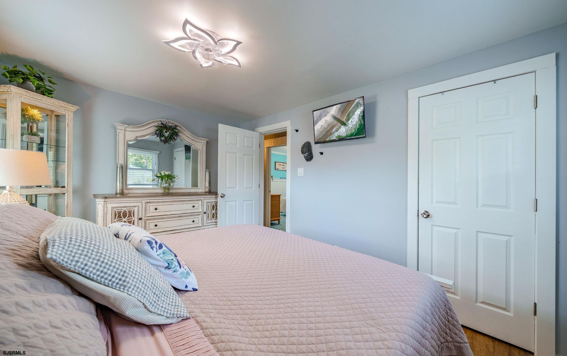 7 Vassar Dr
