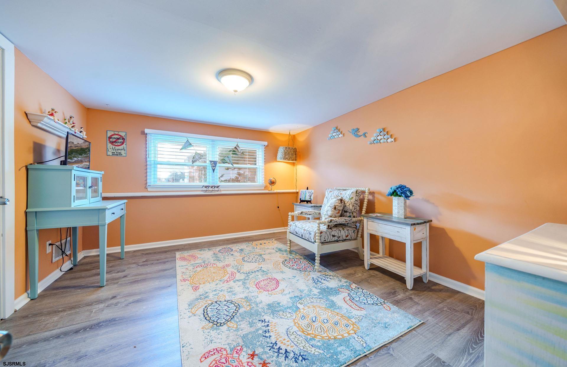 7 Vassar Dr