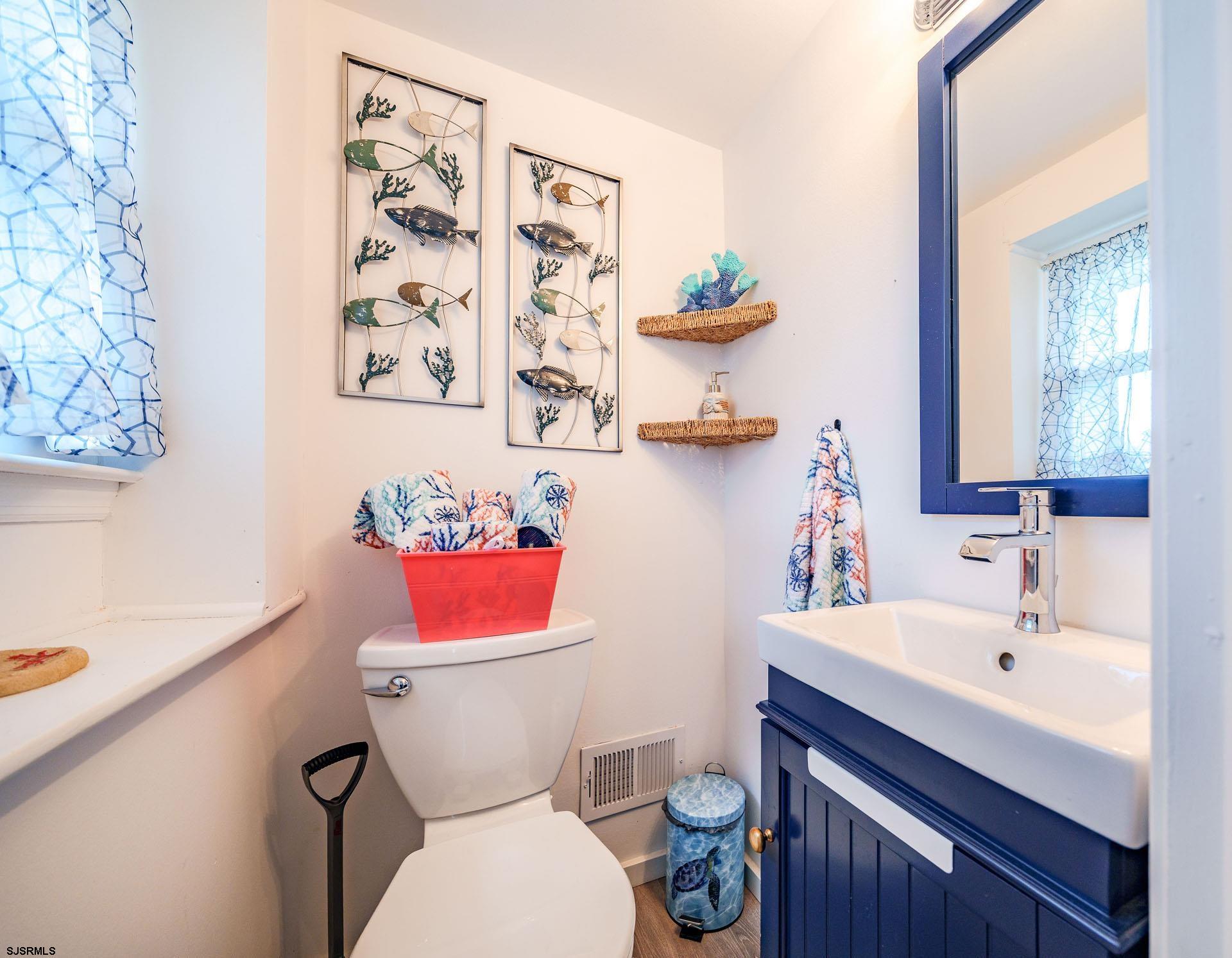 7 Vassar Dr