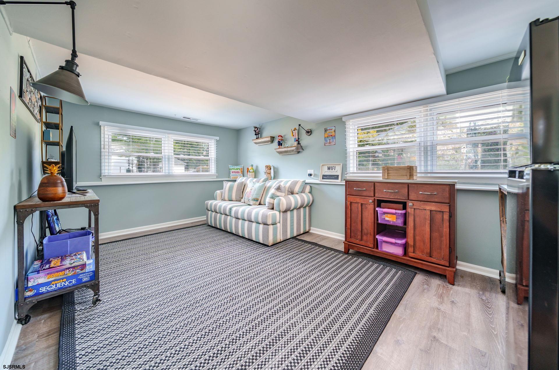 7 Vassar Dr