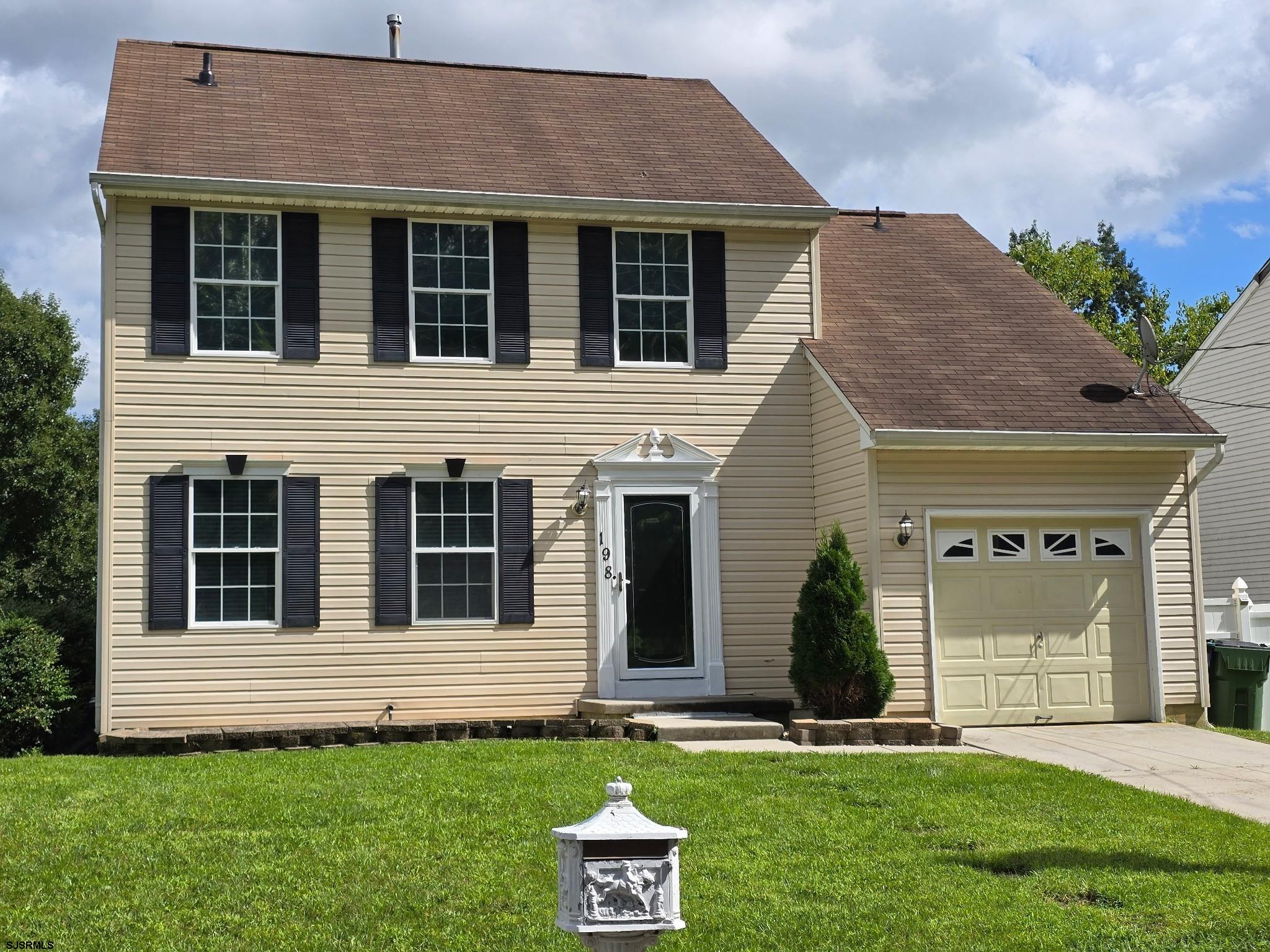 198 Elmwood Avenue - Picture 1