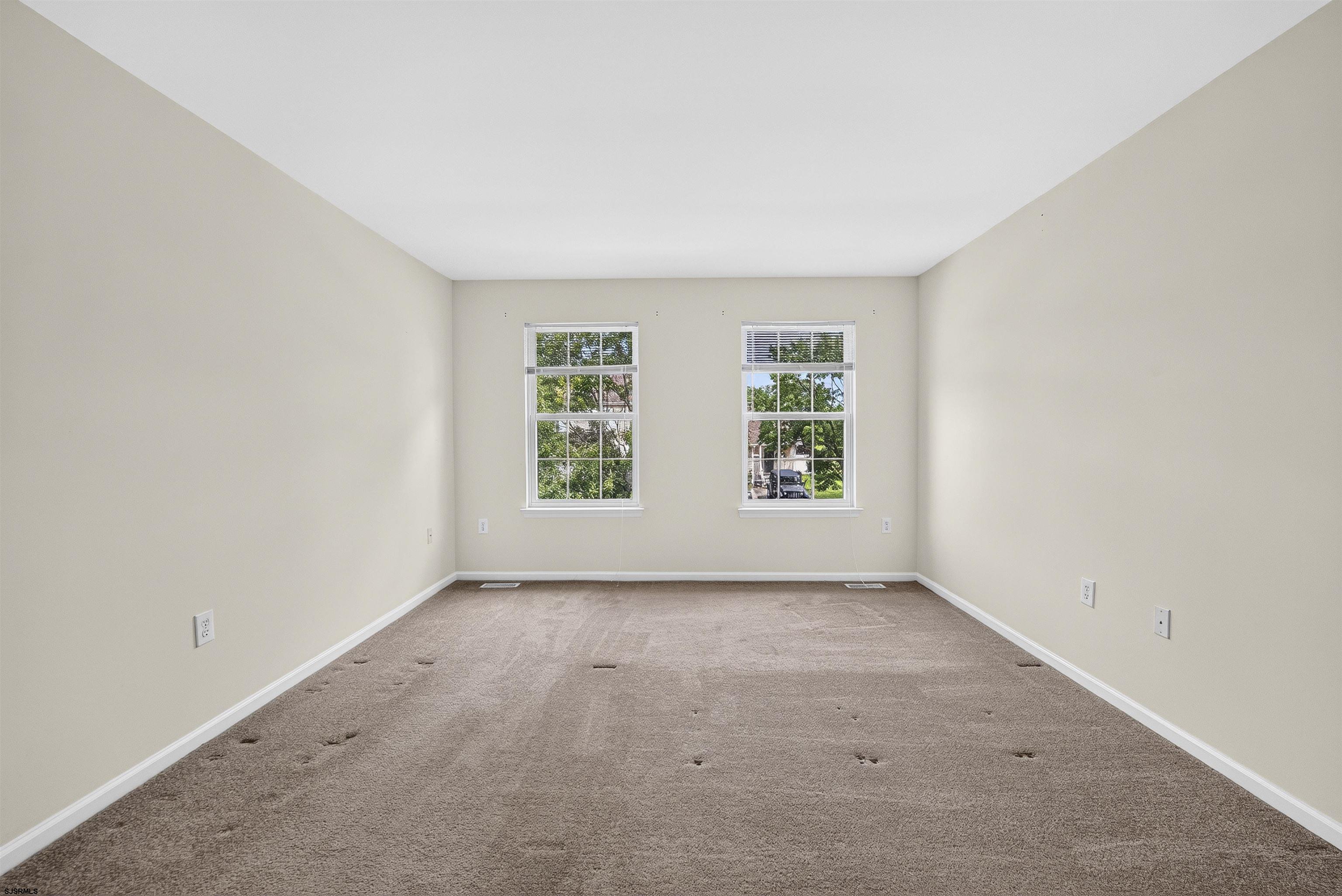 1008 Saint Clair Blvd