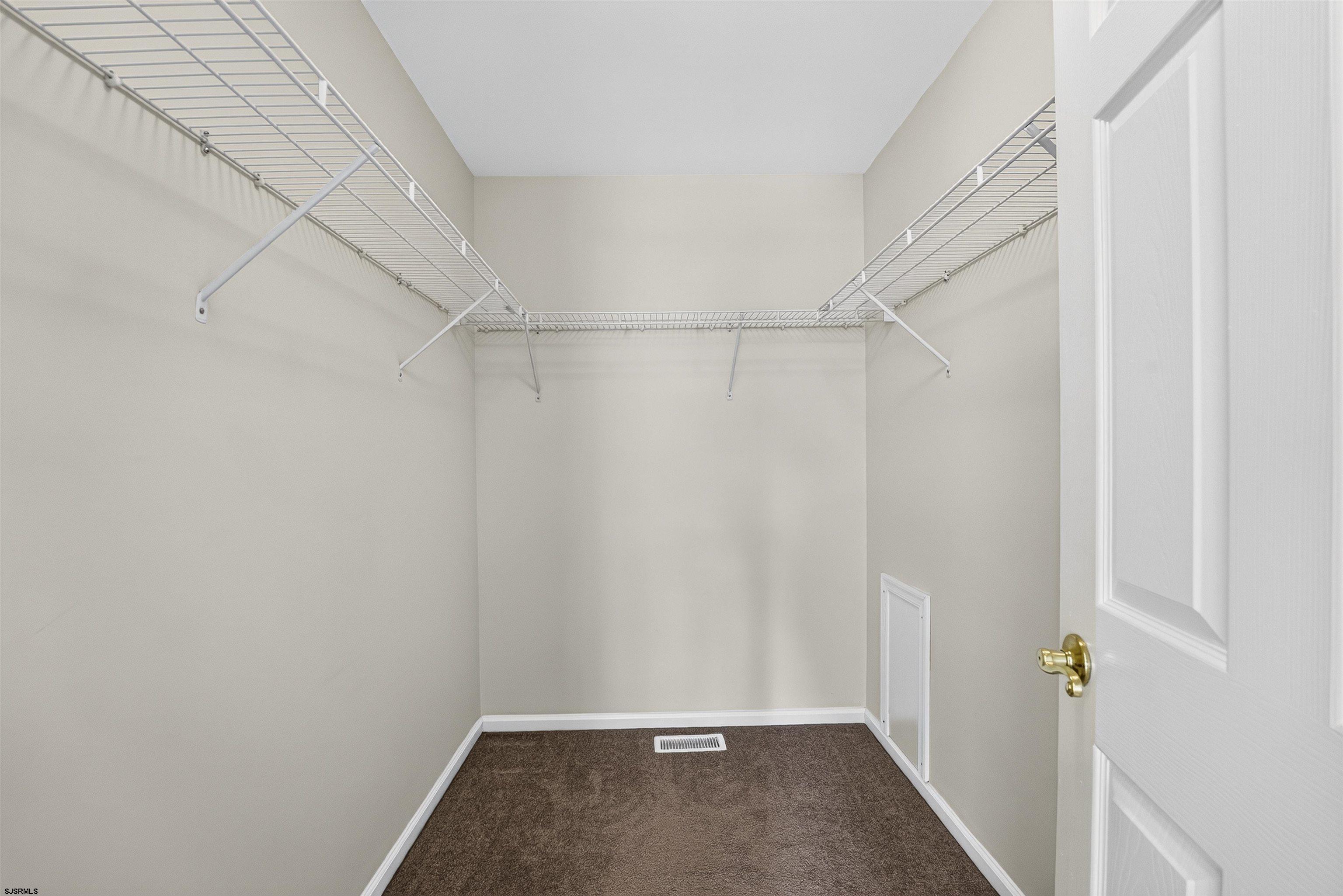 1008 Saint Clair Blvd