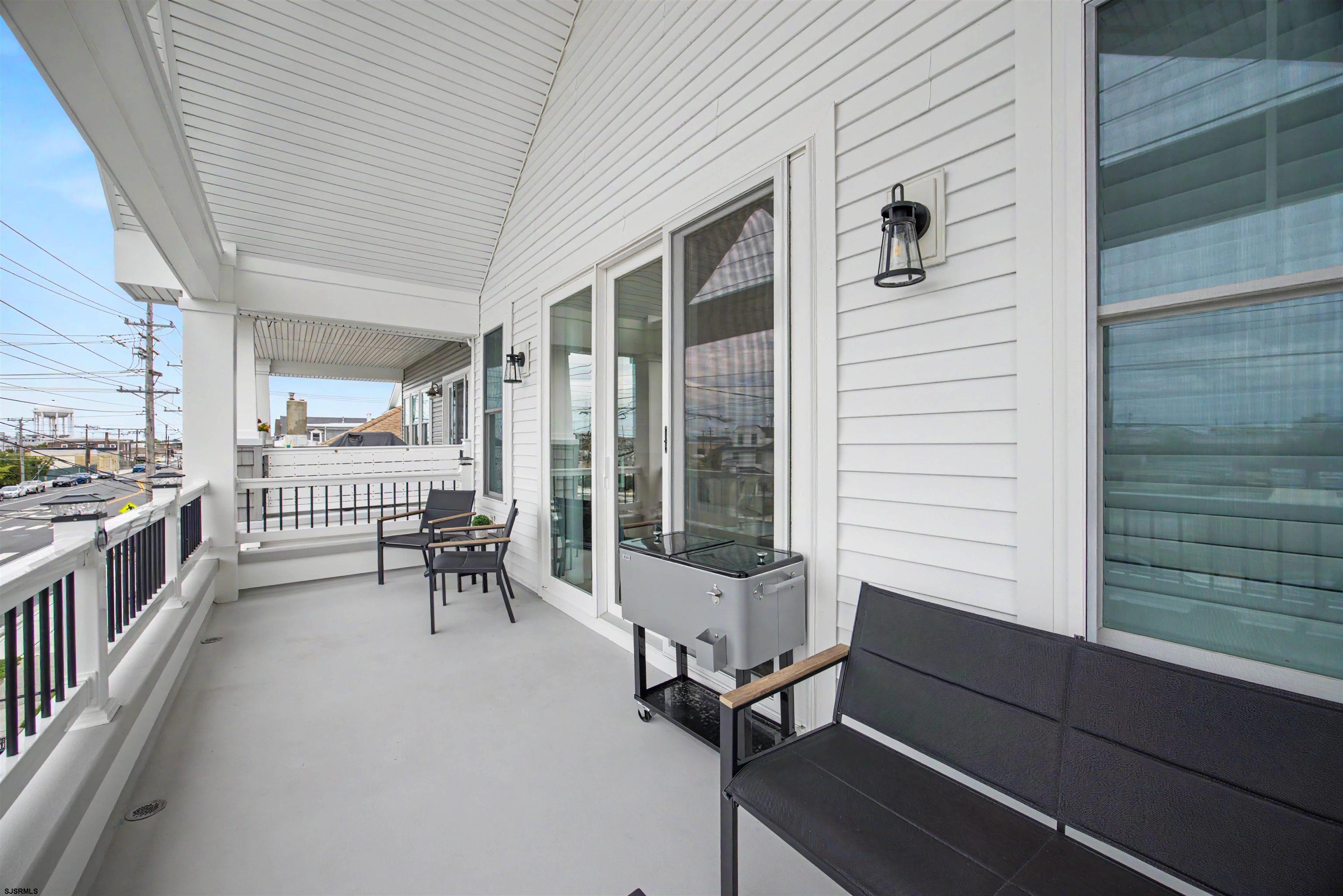 1117 West Avenue