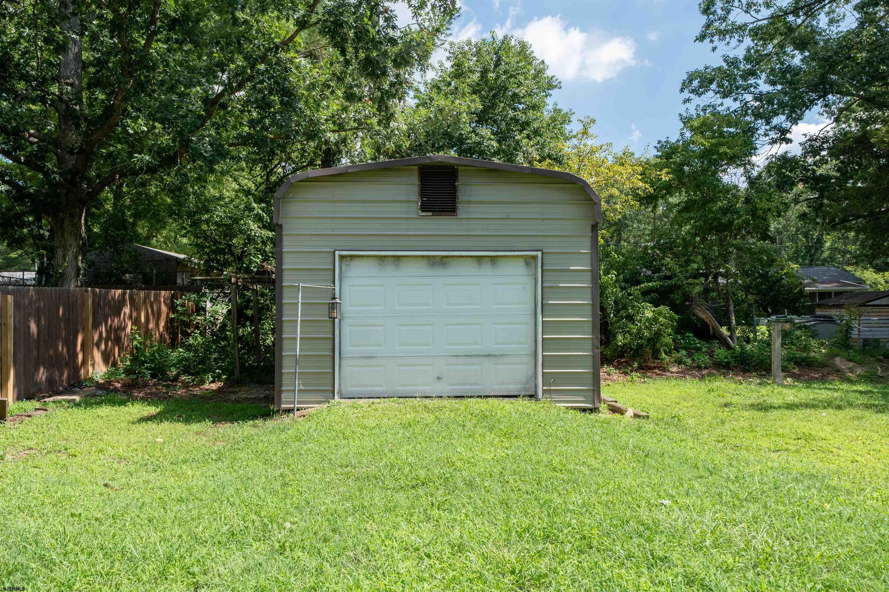 4098 W Adams Cir